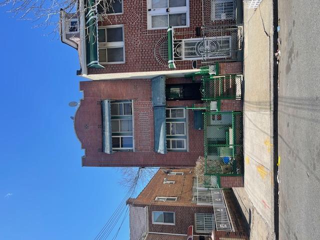162 E 59th Street – For Sale
