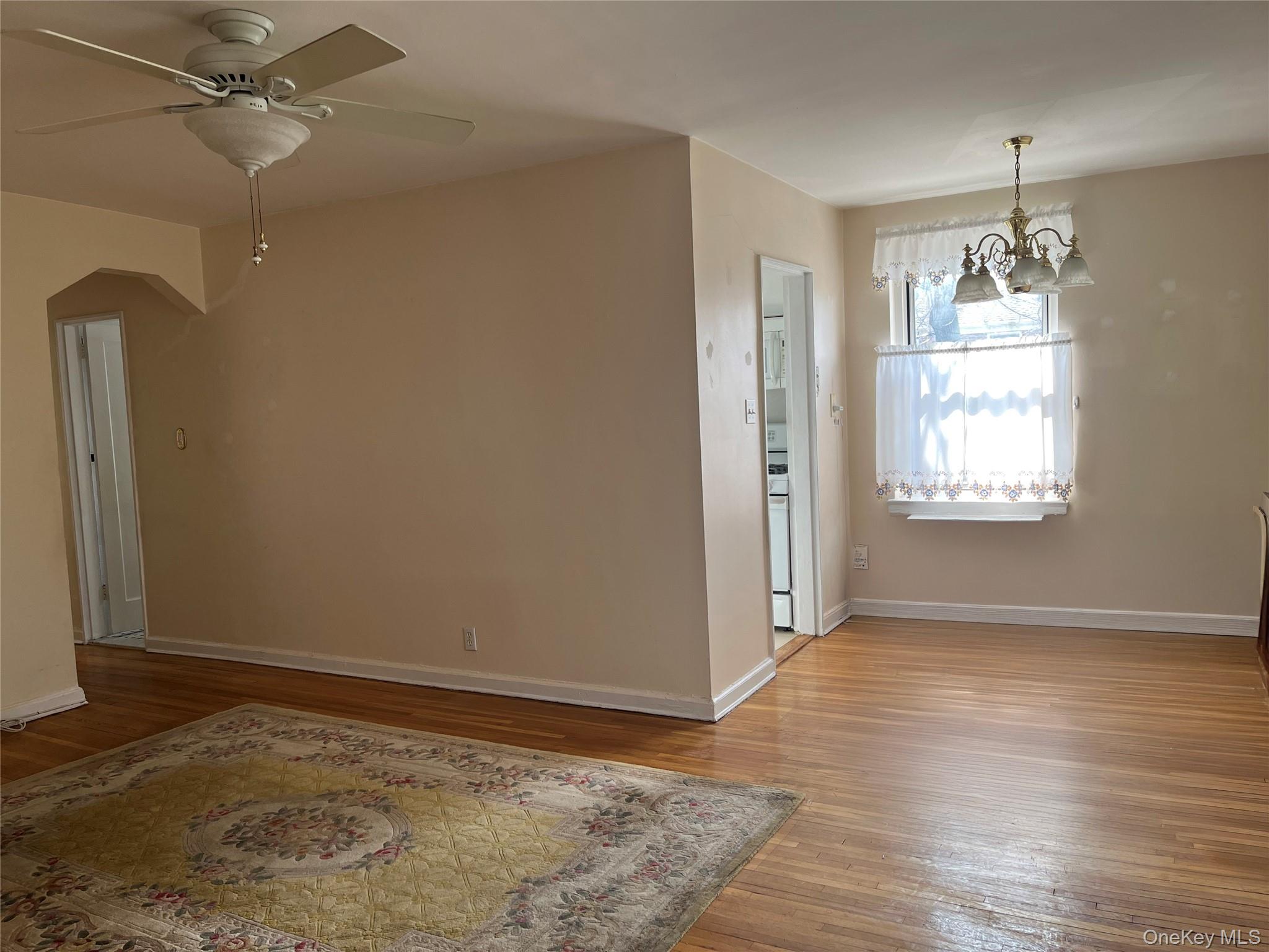 35-31 205 Street, Unit 302 photo 4