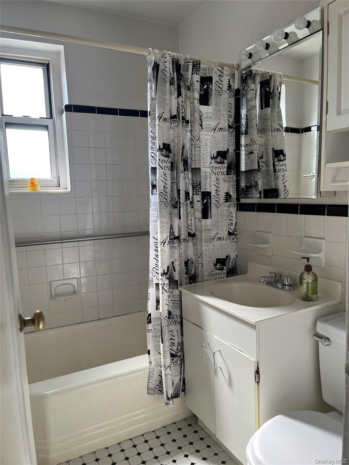 35-31 205 Street, Unit 302 photo 11