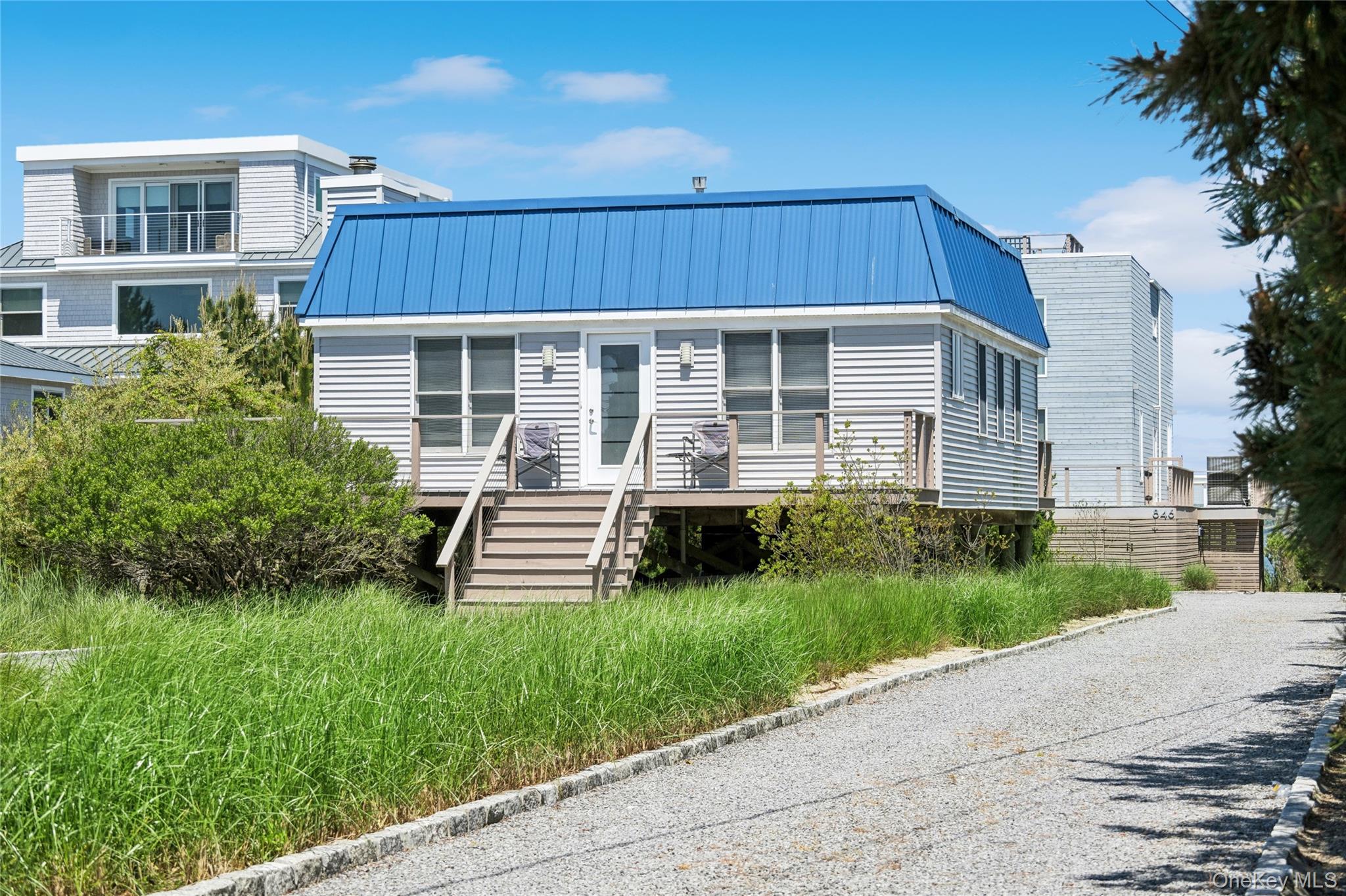 846 Dune Road – For Rent