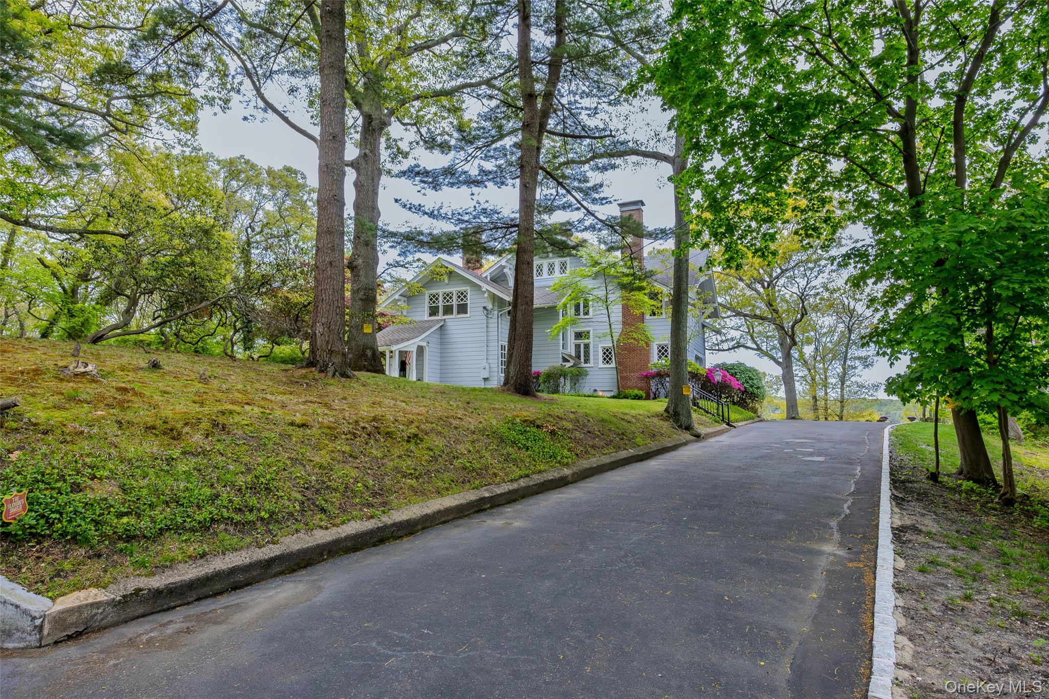 10 Pine Path – For Sale photo 49