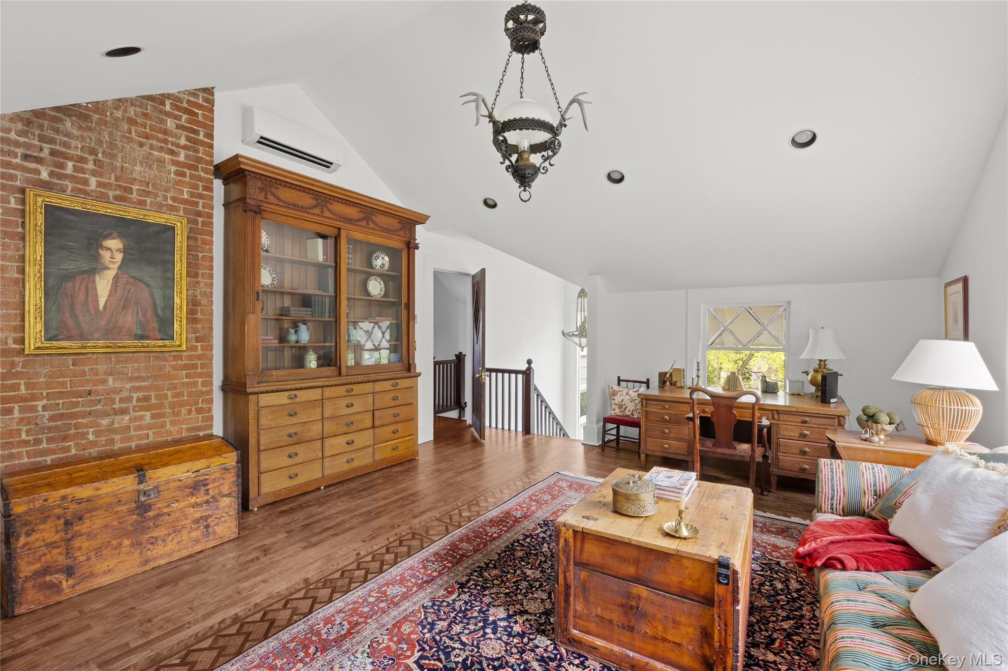 10 Pine Path – For Sale photo 18