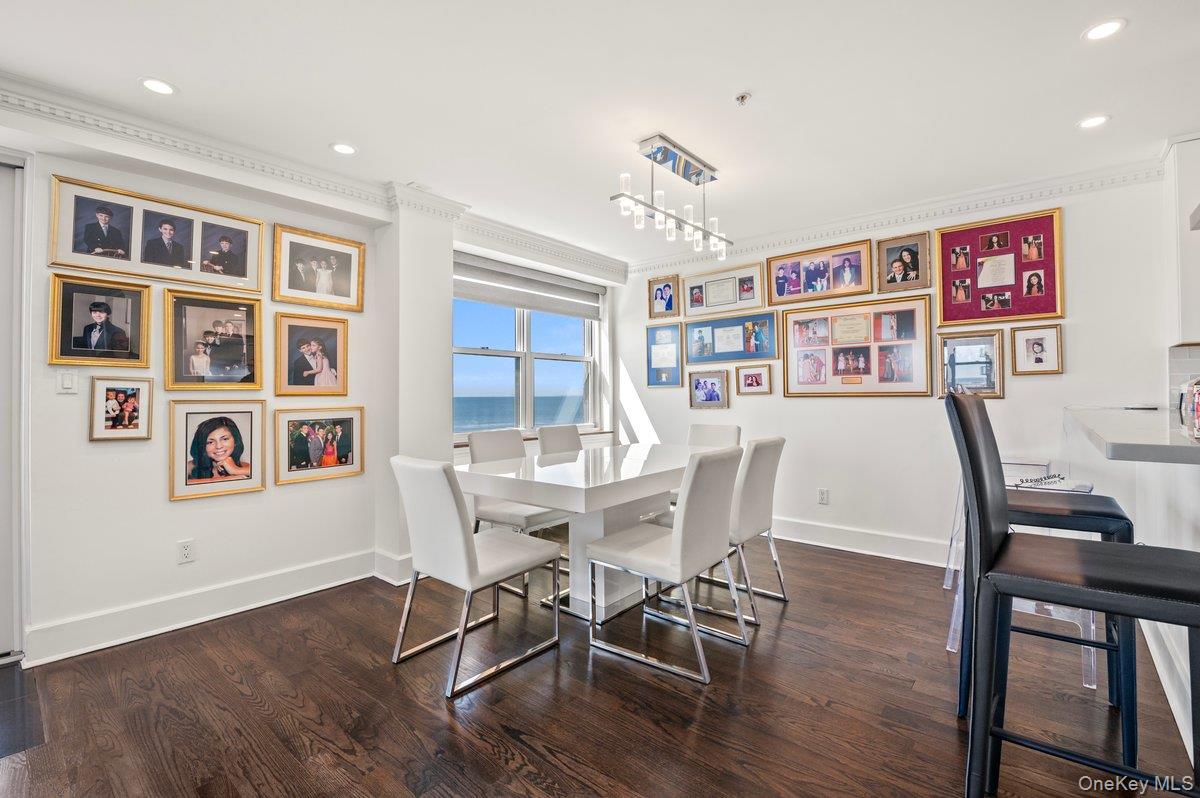 26 W Broadway, Unit 505 photo 12
