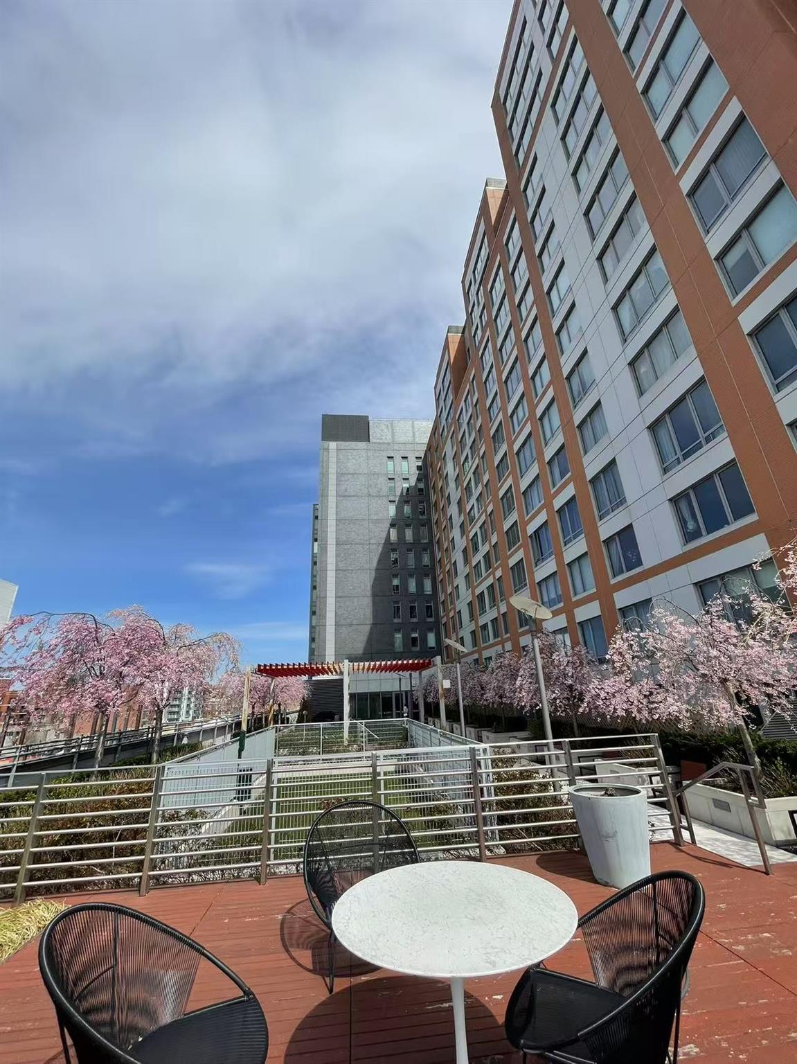 13835 39th Avenue, Unit 17M photo 6
