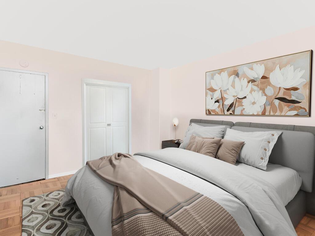 4 Fordham Hill Oval, Unit 8D photo 6