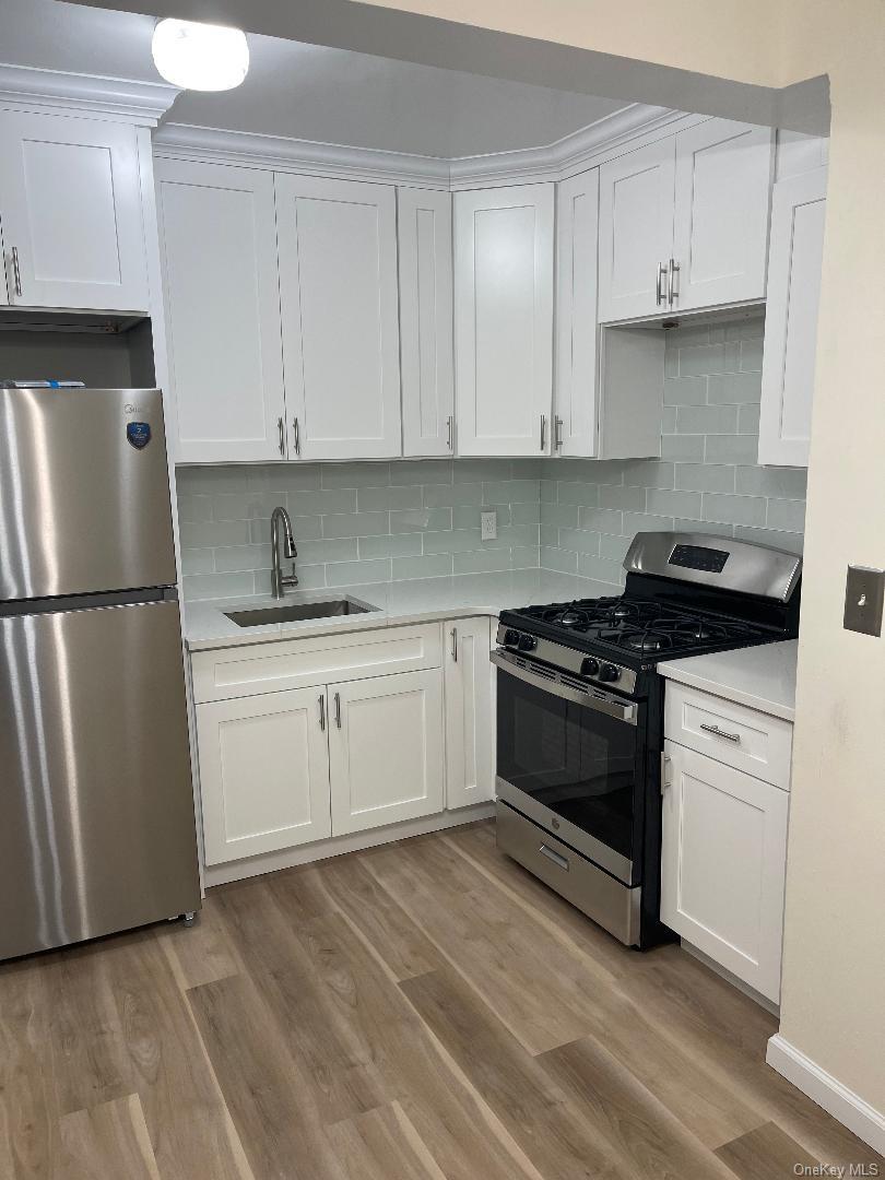 89-15 Parsons Boulevard, Unit 11D photo 3