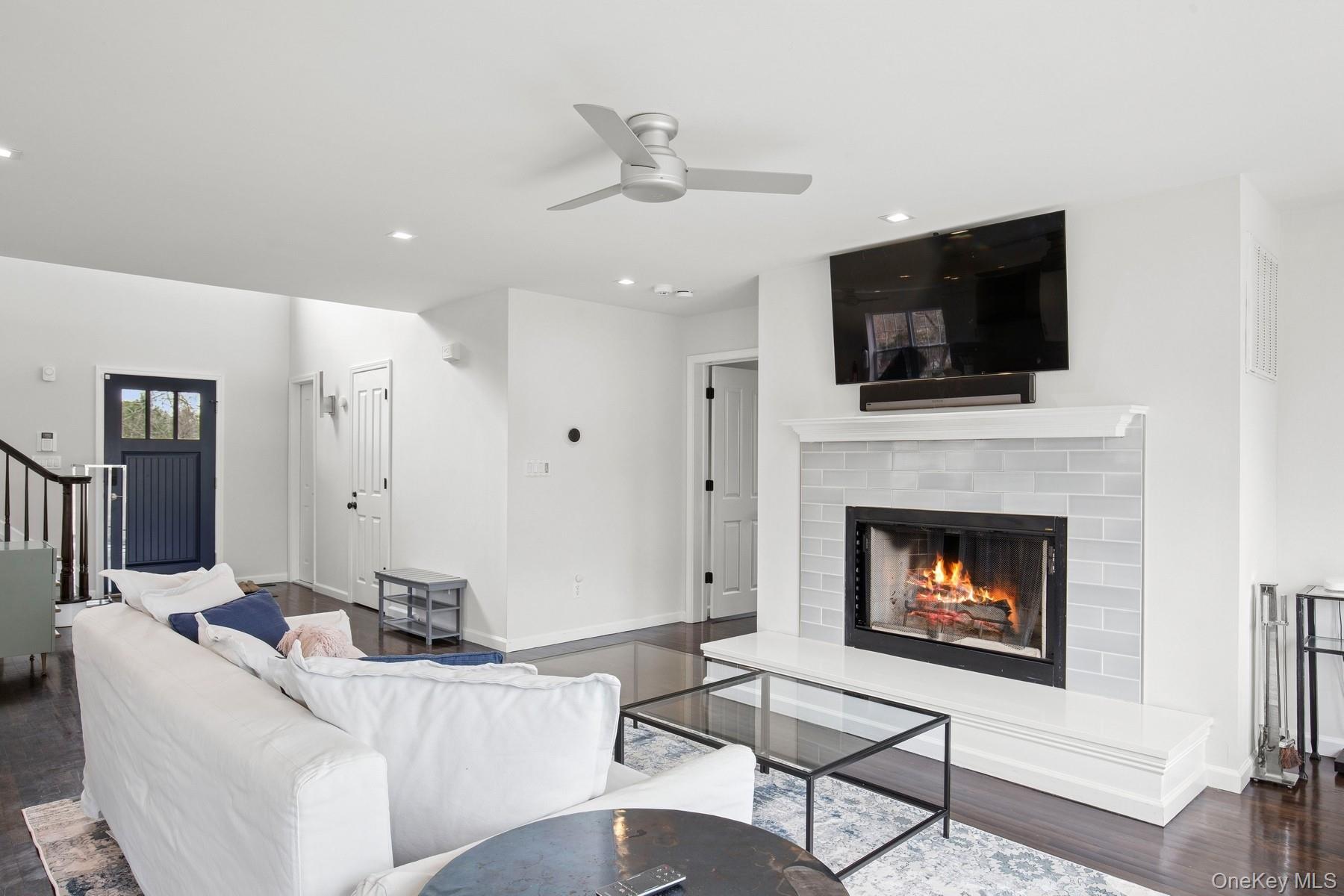 71 Old Canoe Place Road – For Rent photo 13