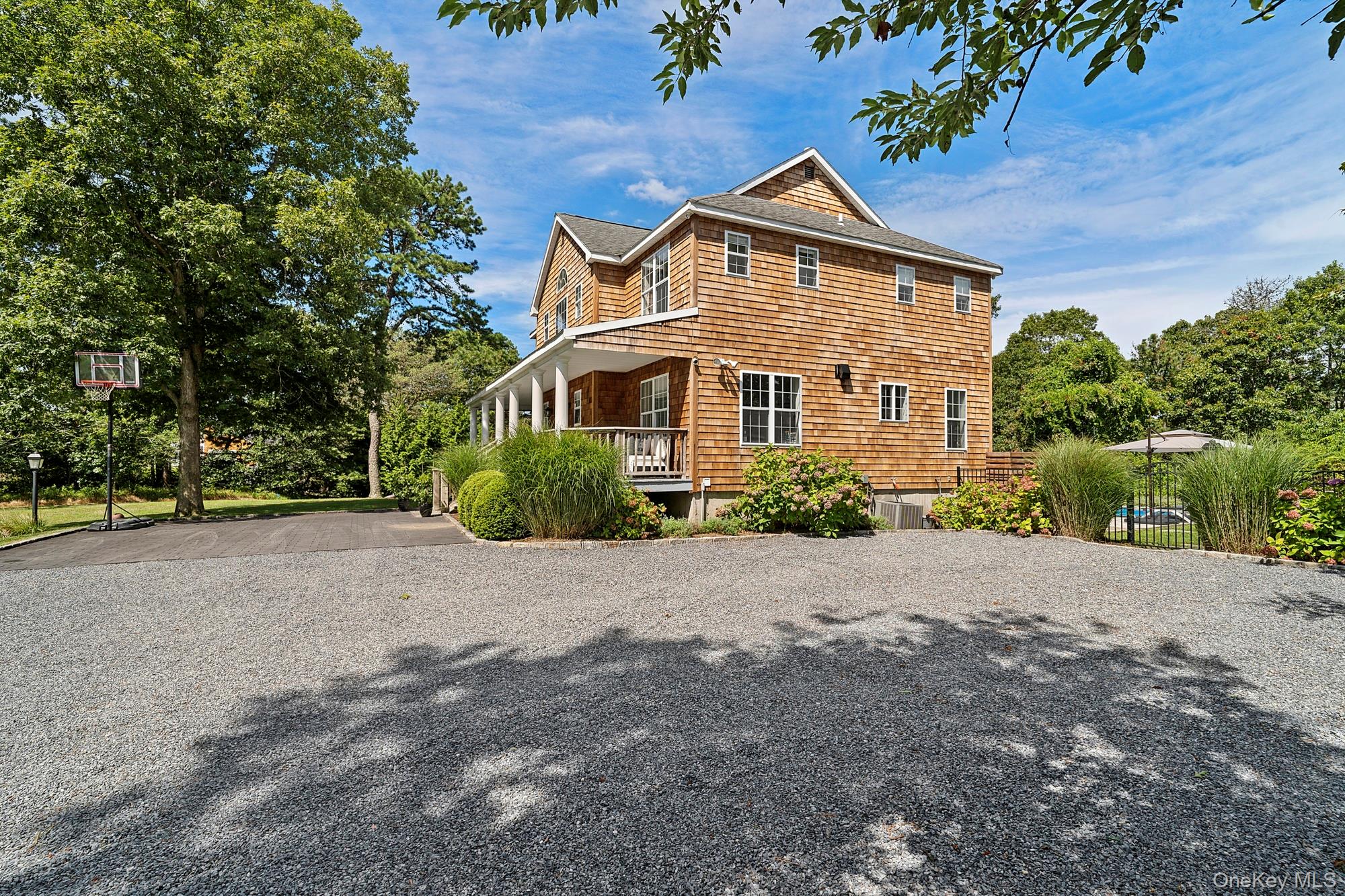 71 Old Canoe Place Road – For Rent