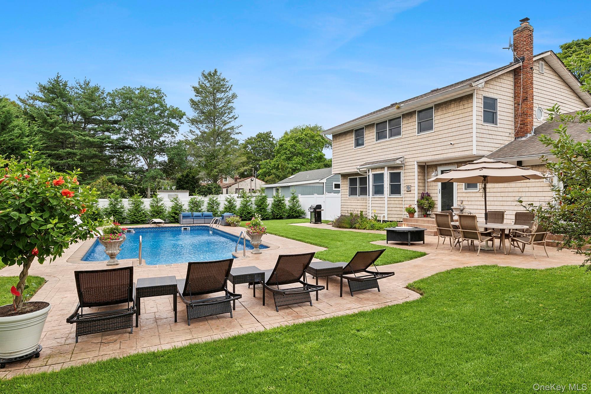 48 Fanning Avenue – For Rent photo 3