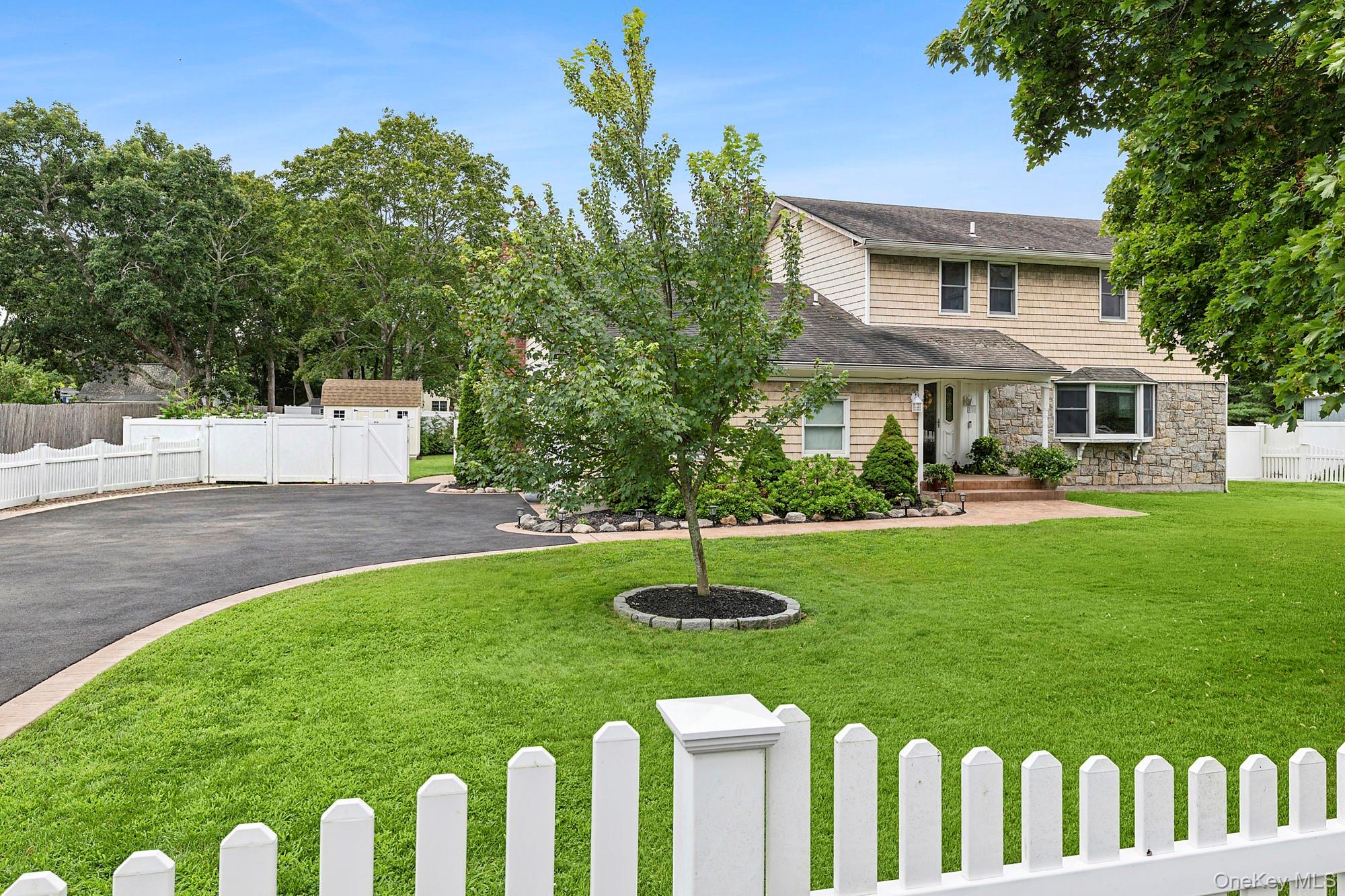 48 Fanning Avenue – For Rent