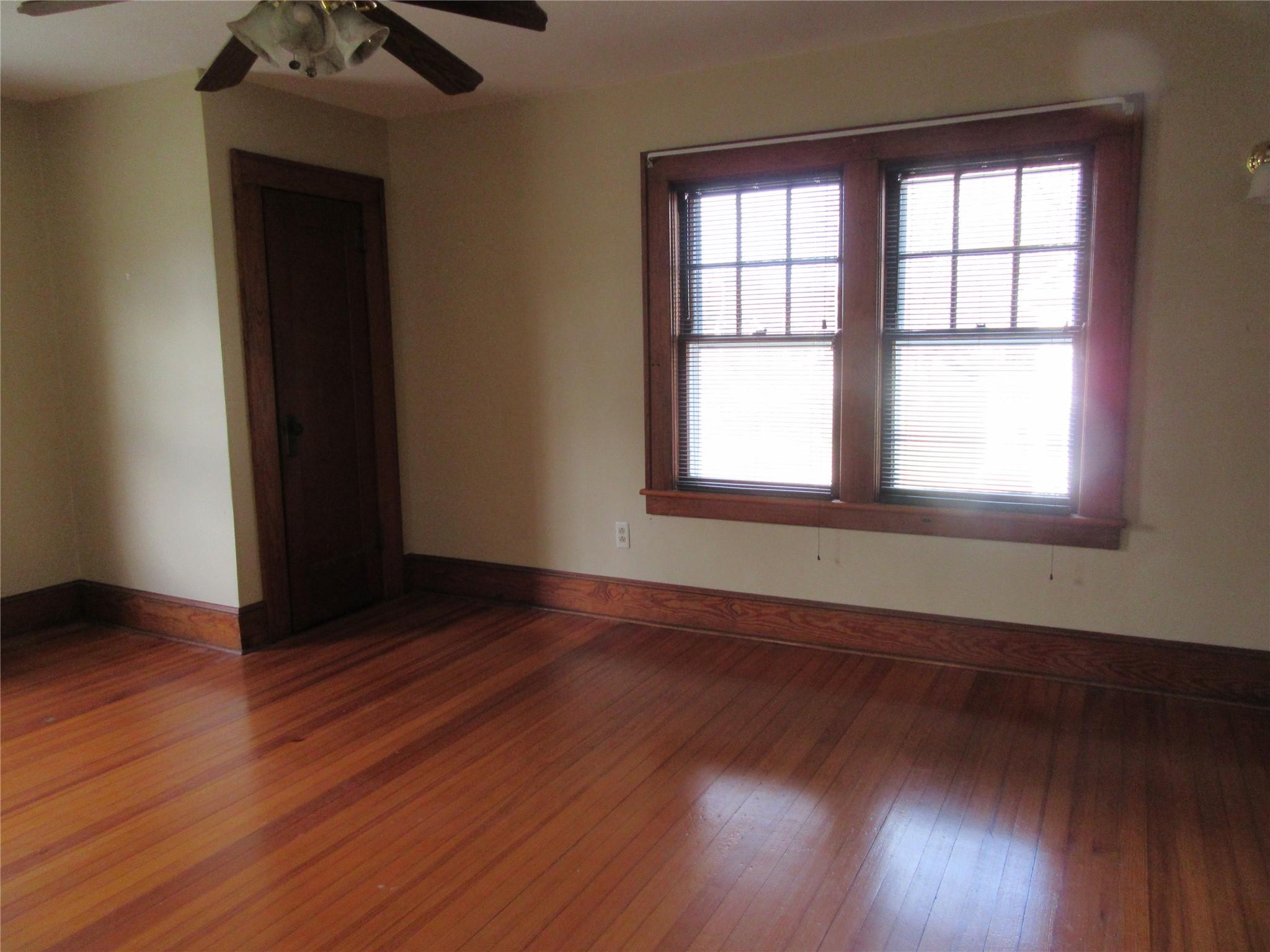 68 E Main Street, Unit Unit 1 photo 2