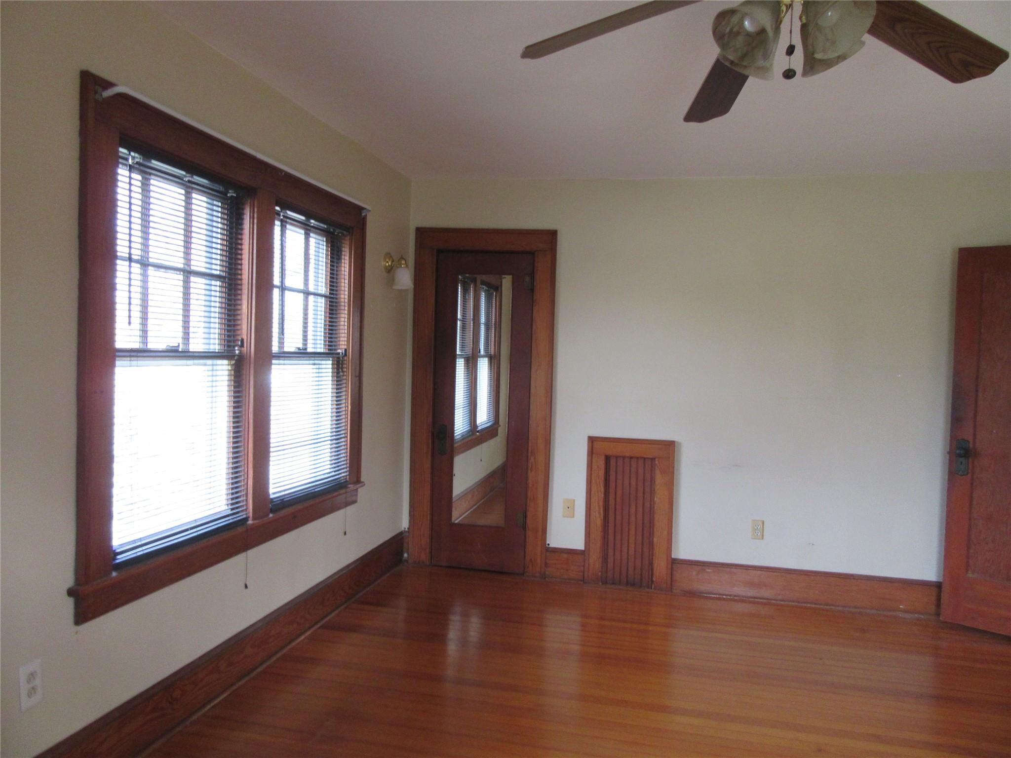 68 E Main Street, Unit Unit 1 photo 4