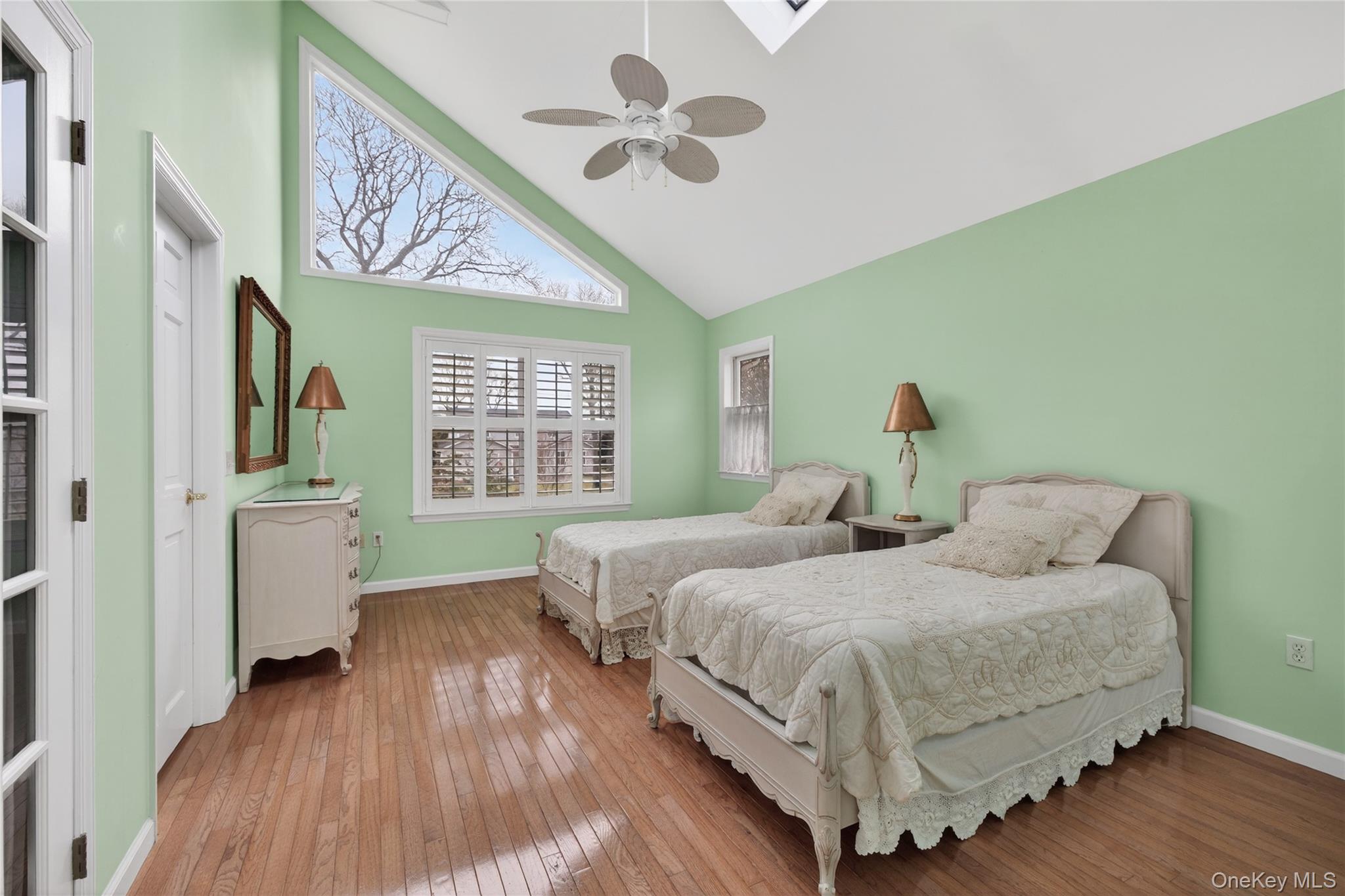 20 Oak Lane – For Sale photo 40