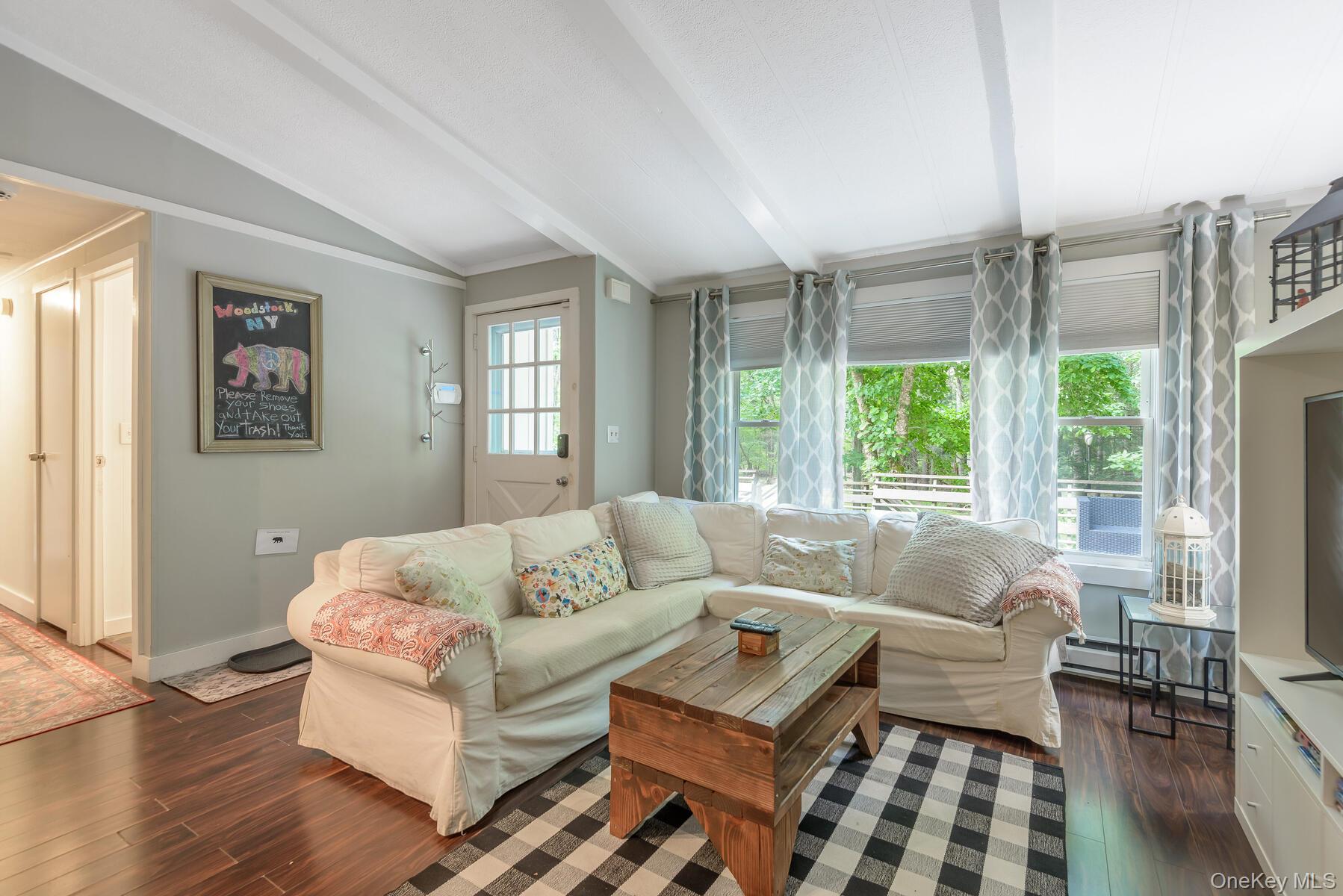 328 John Joy Road – For Sale photo 6