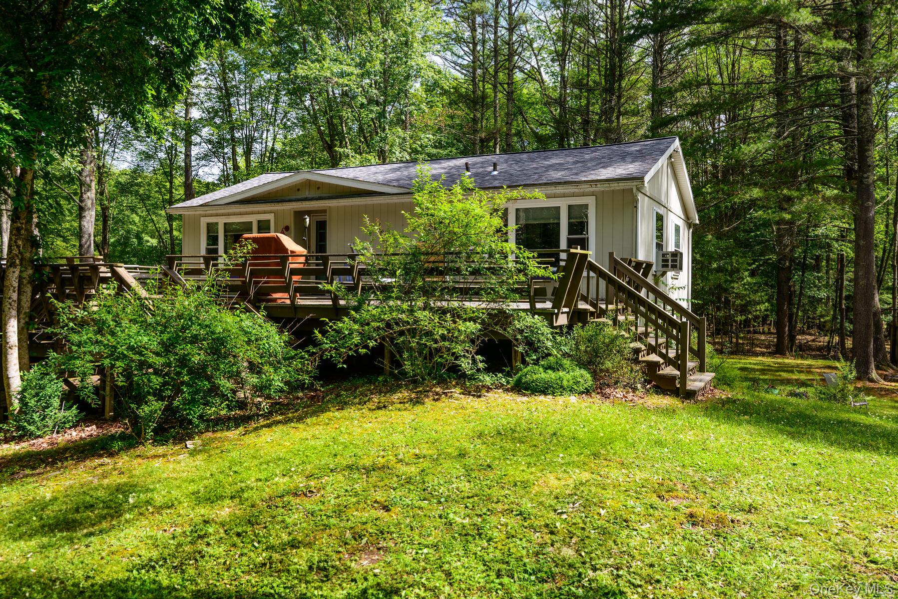 328 John Joy Road – For Sale