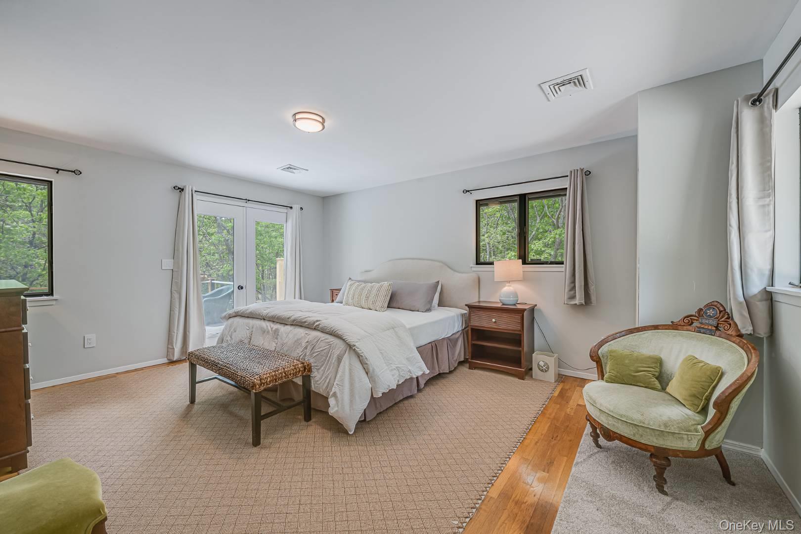 33 Rolling Woods Court – For Rent photo 9