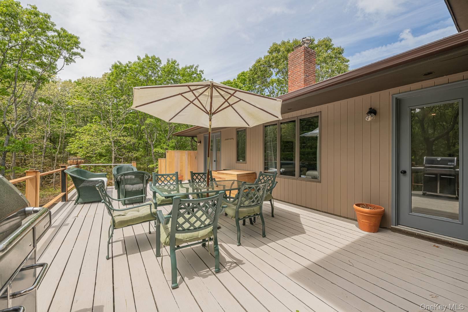 33 Rolling Woods Court – For Rent photo 18