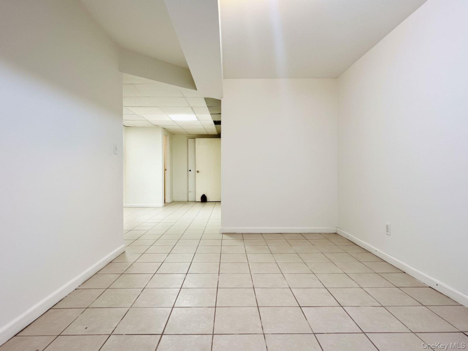42-23 68 Street – For Sale photo 31