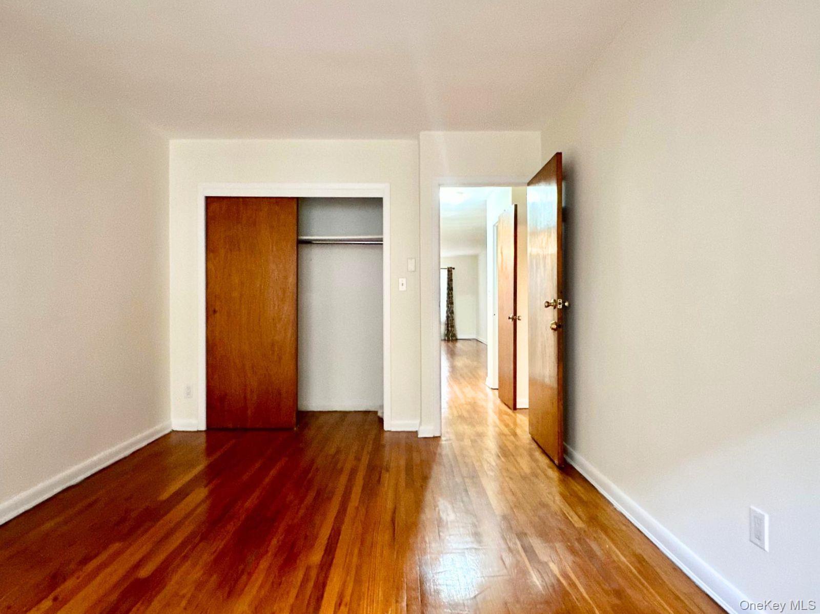42-23 68 Street – For Sale photo 22
