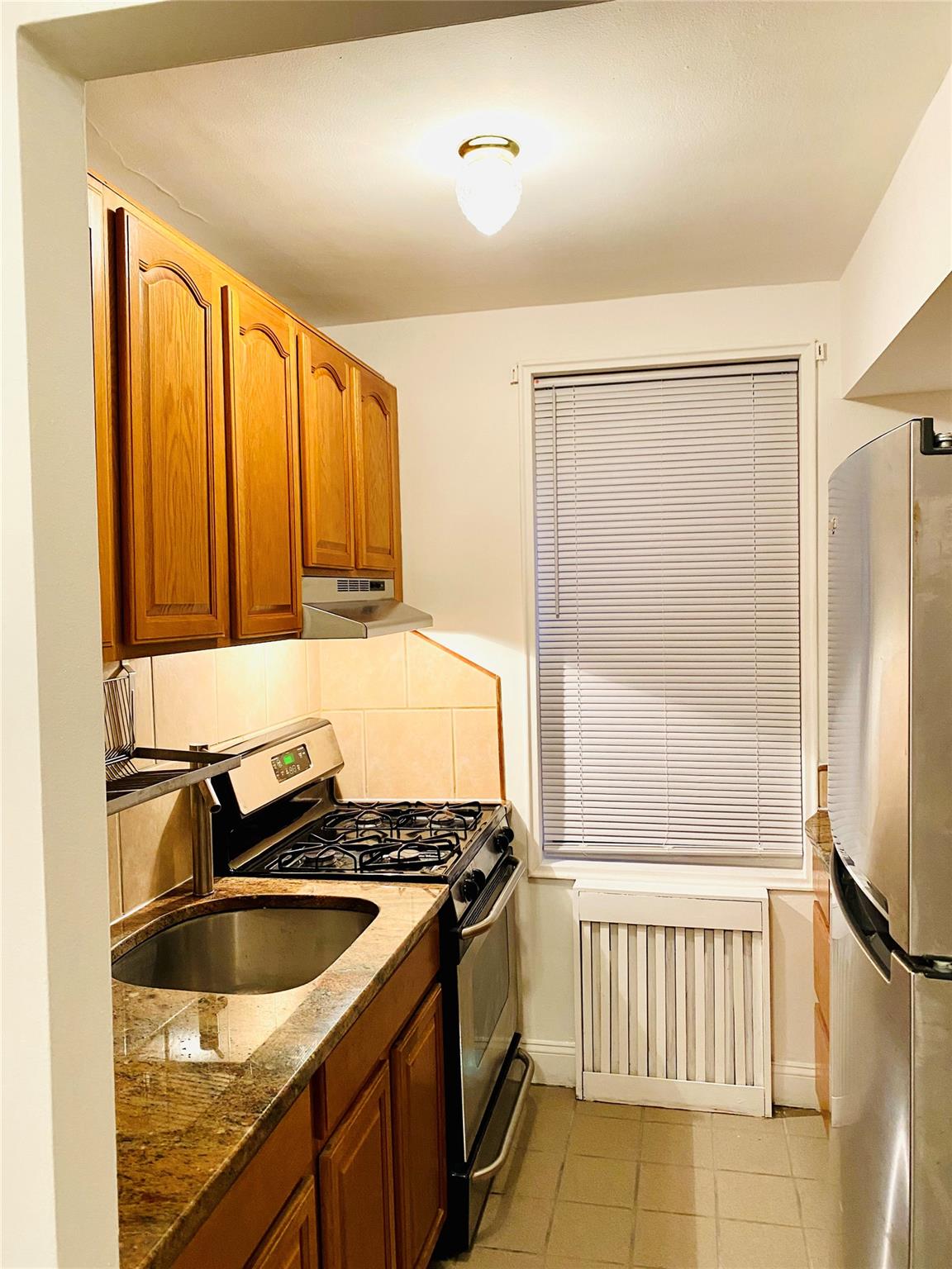 150-25 71 st  Ave, Unit 1E