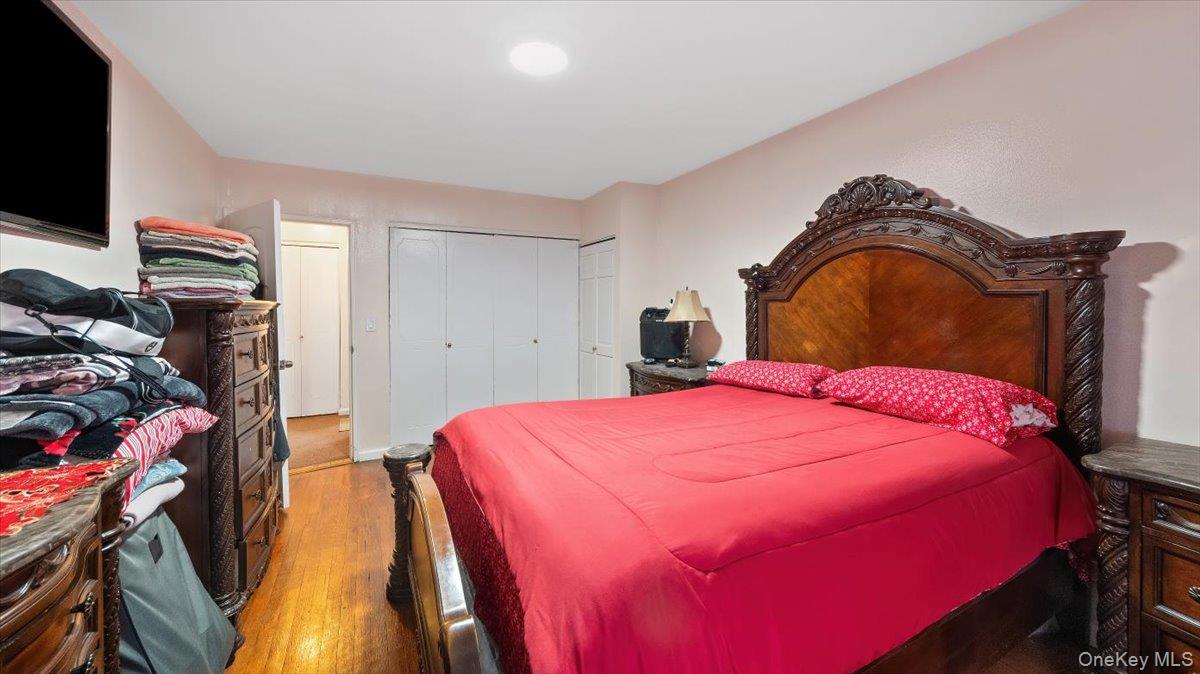 2661 Marion Avenue, Unit 3C photo 9