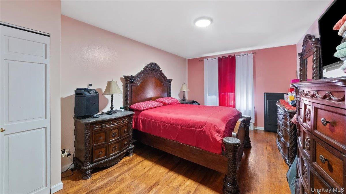 2661 Marion Avenue, Unit 3C photo 7