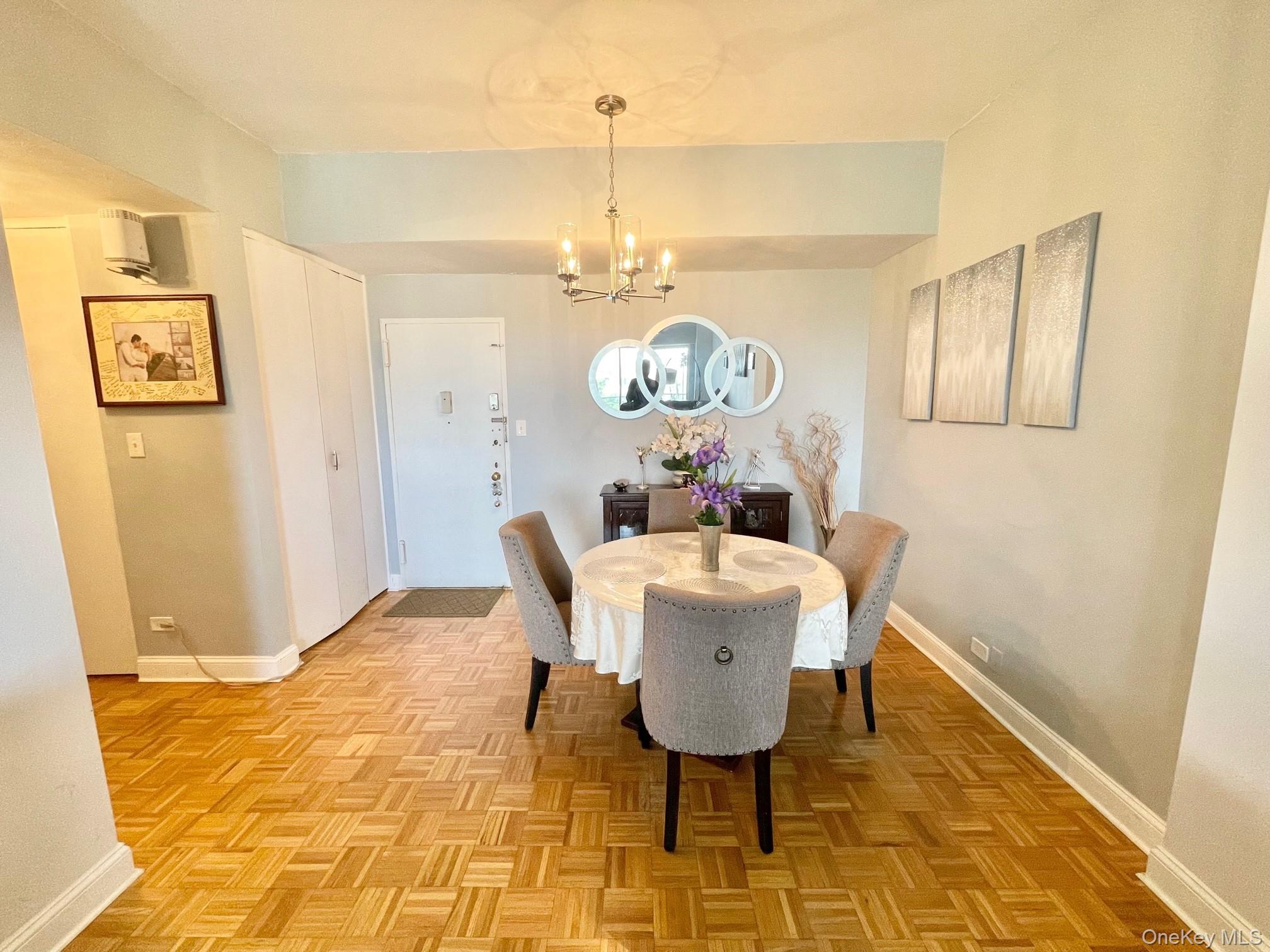 61-20 Grand Central Parkway, Unit A1503 photo 2