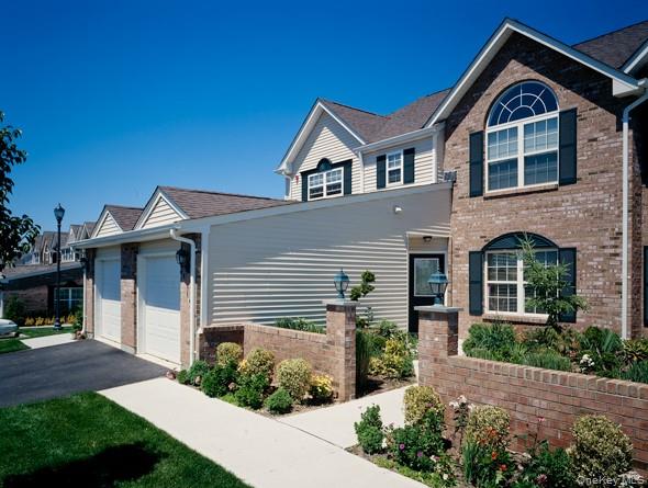 54 Overlook Drive, Unit 54 photo 2