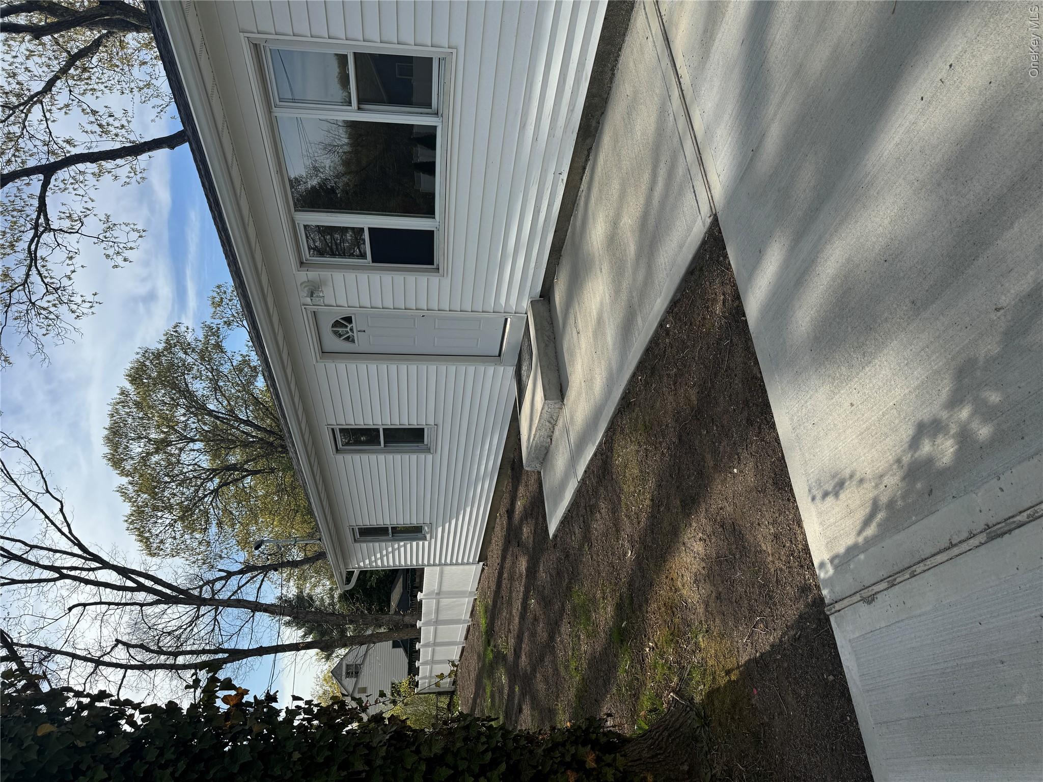 1 Pine Road – For Sale