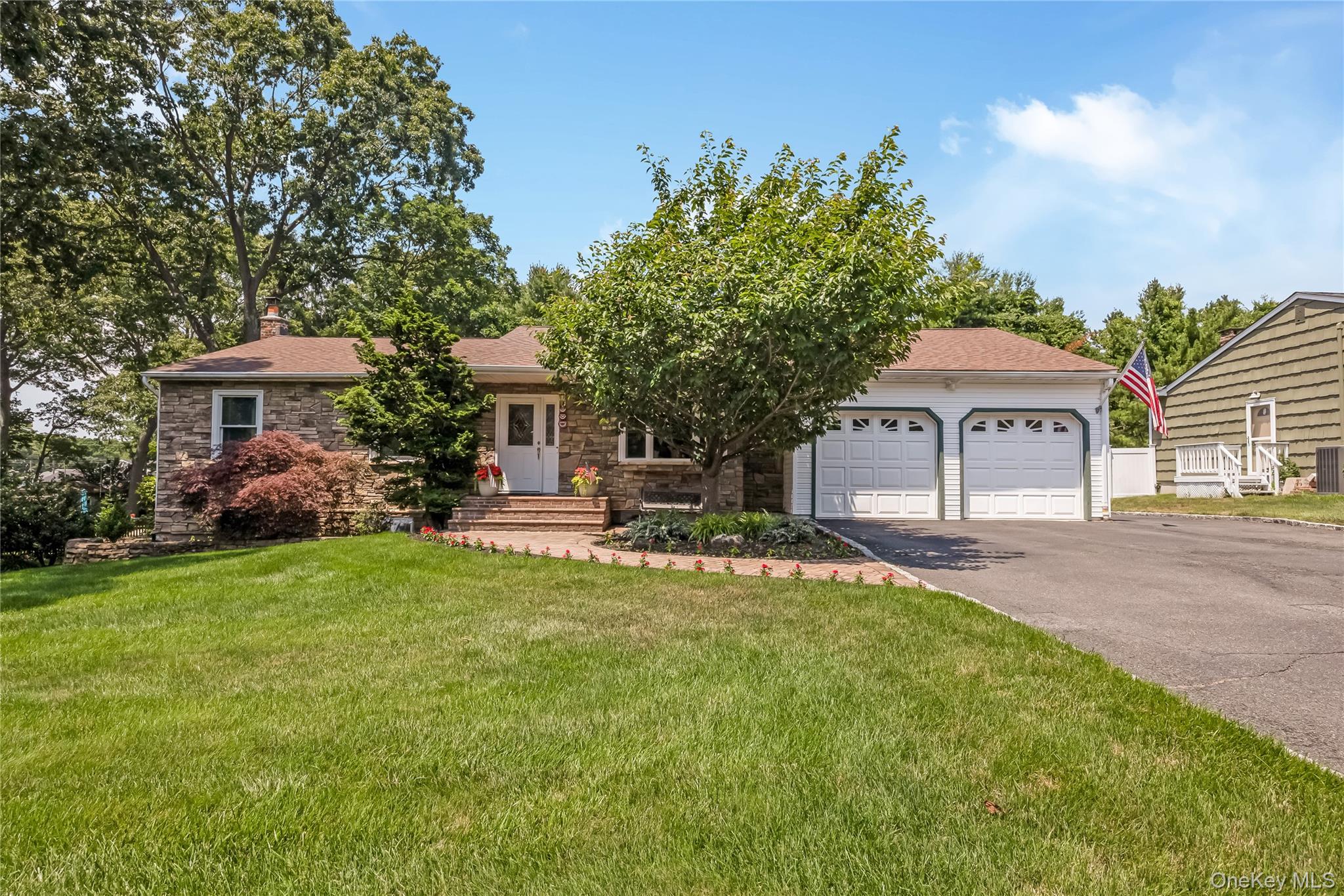 353 Thrift Street – For Sale photo 22