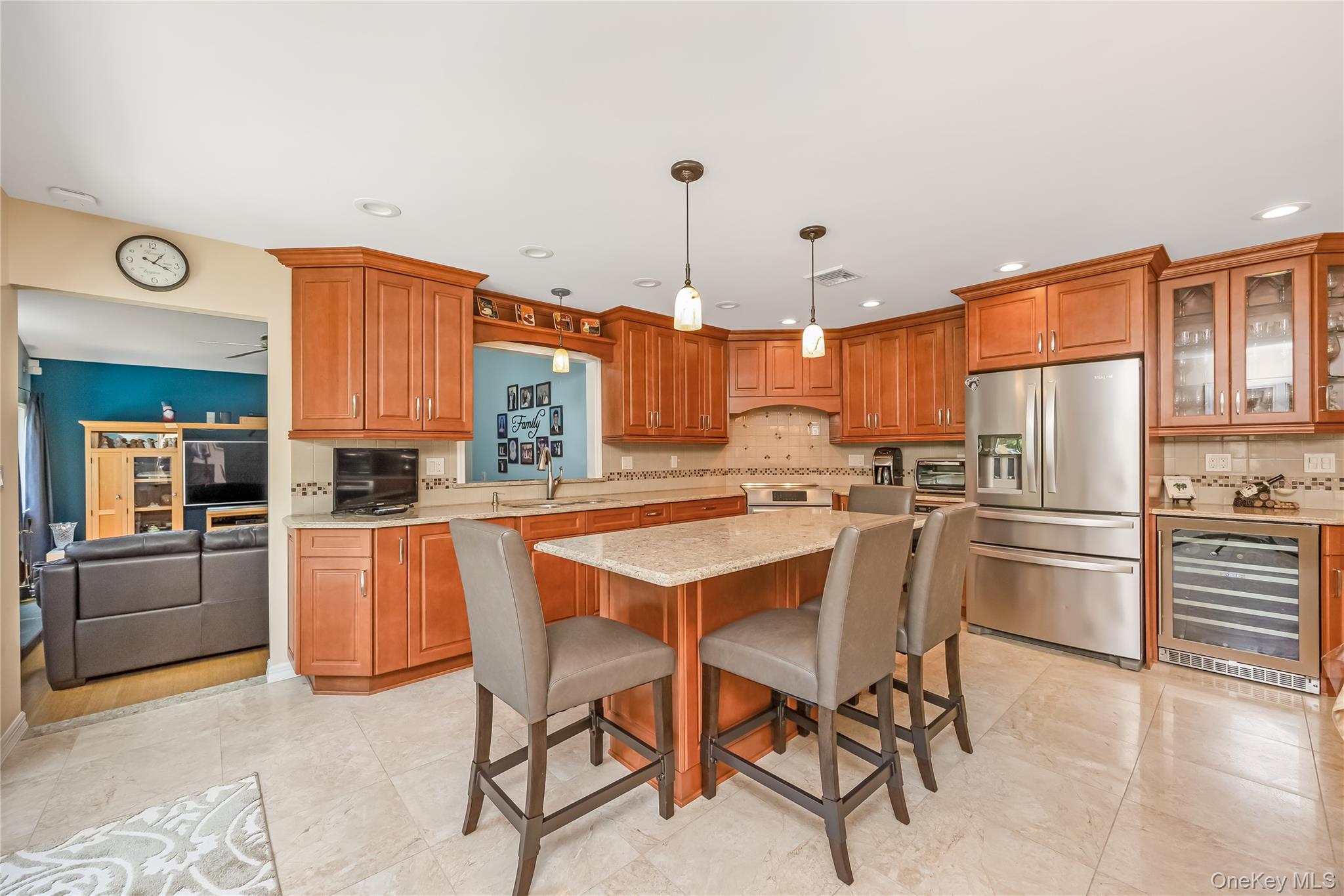 353 Thrift Street – For Sale photo 3