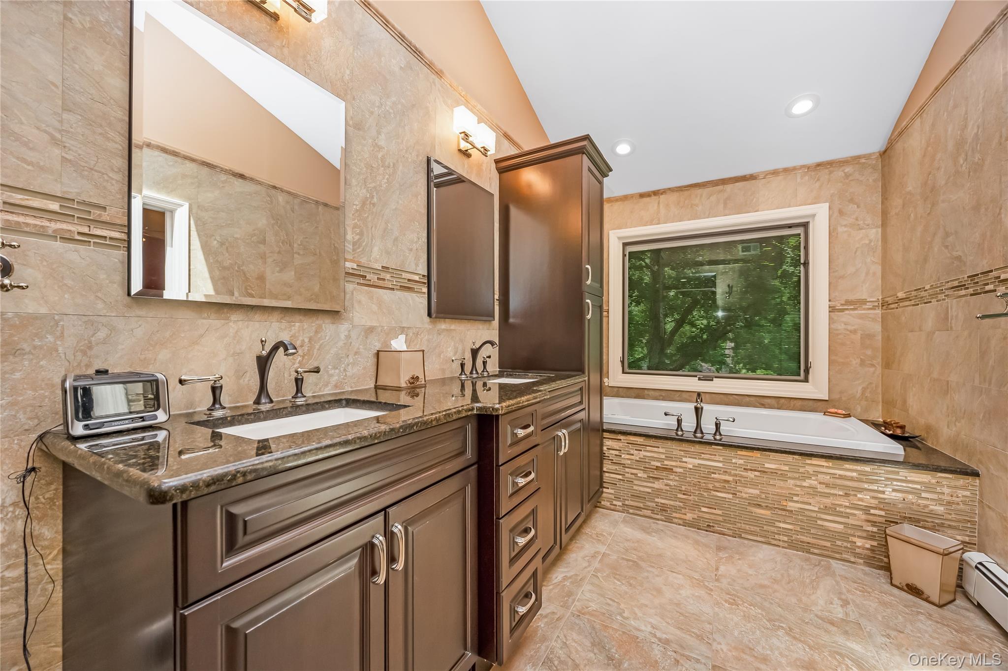 353 Thrift Street – For Sale photo 18