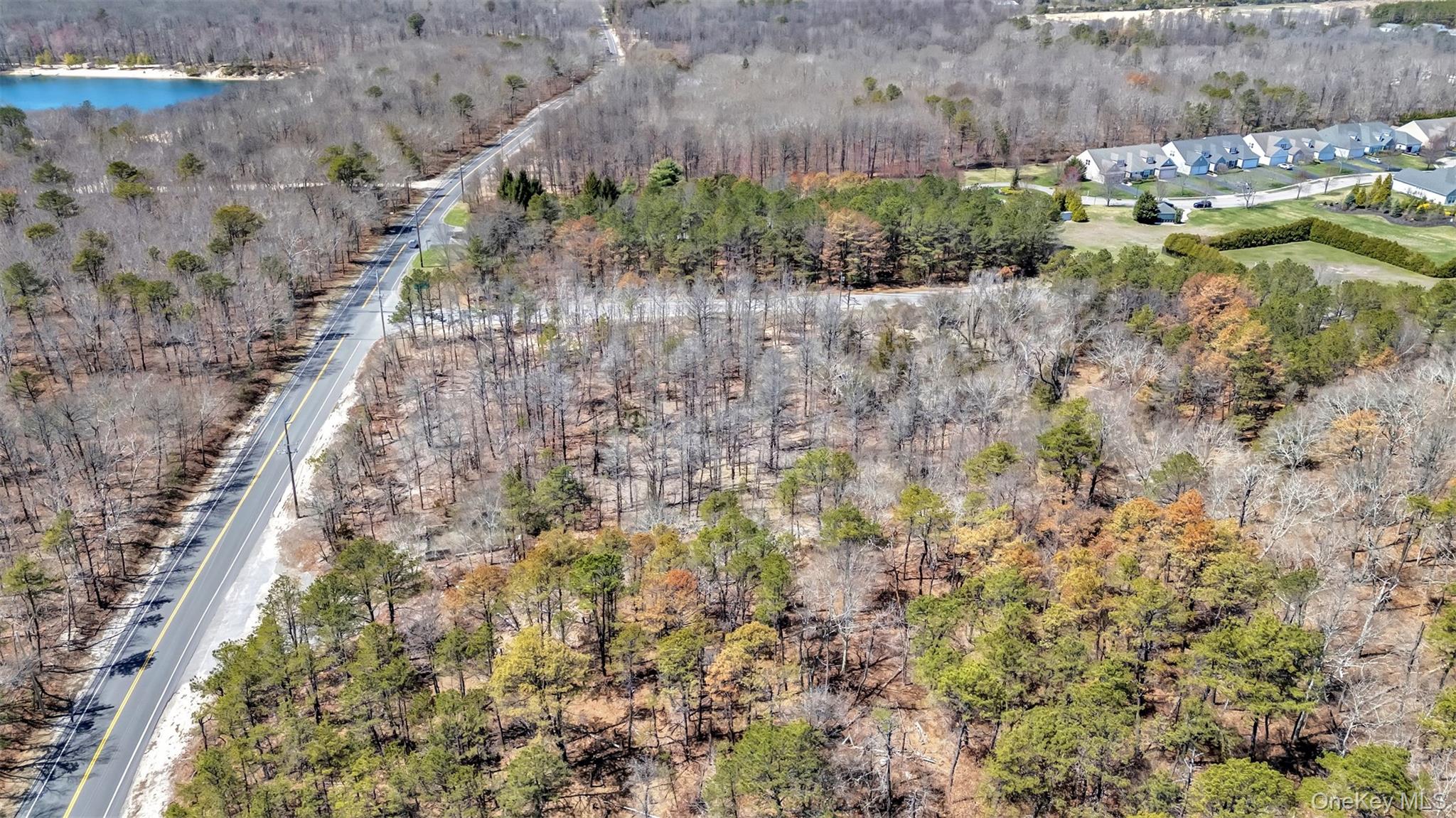 98 Old Country Road – For Sale photo 7