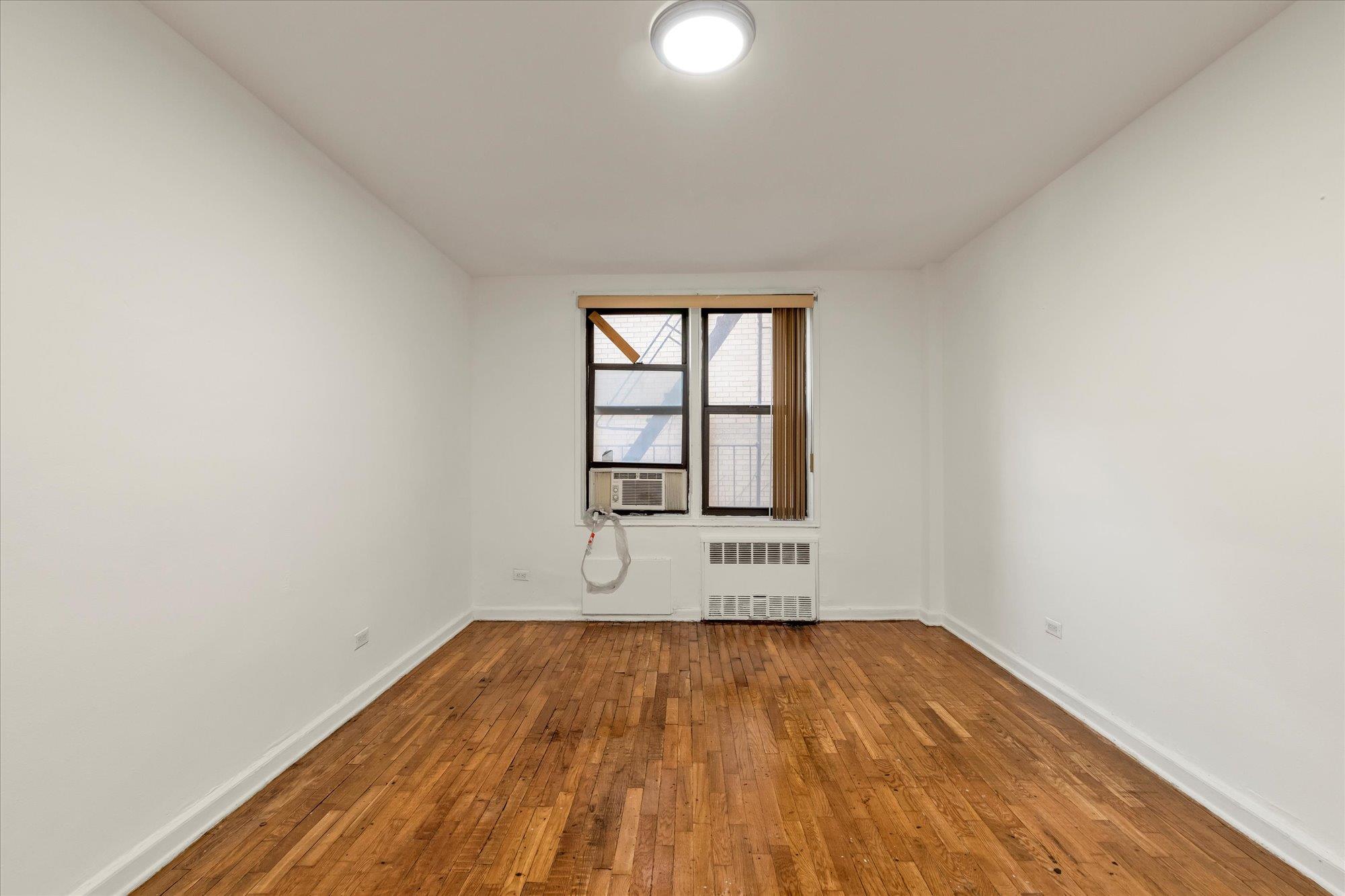 141-05 Pershing Crescent, Unit 117 photo 13