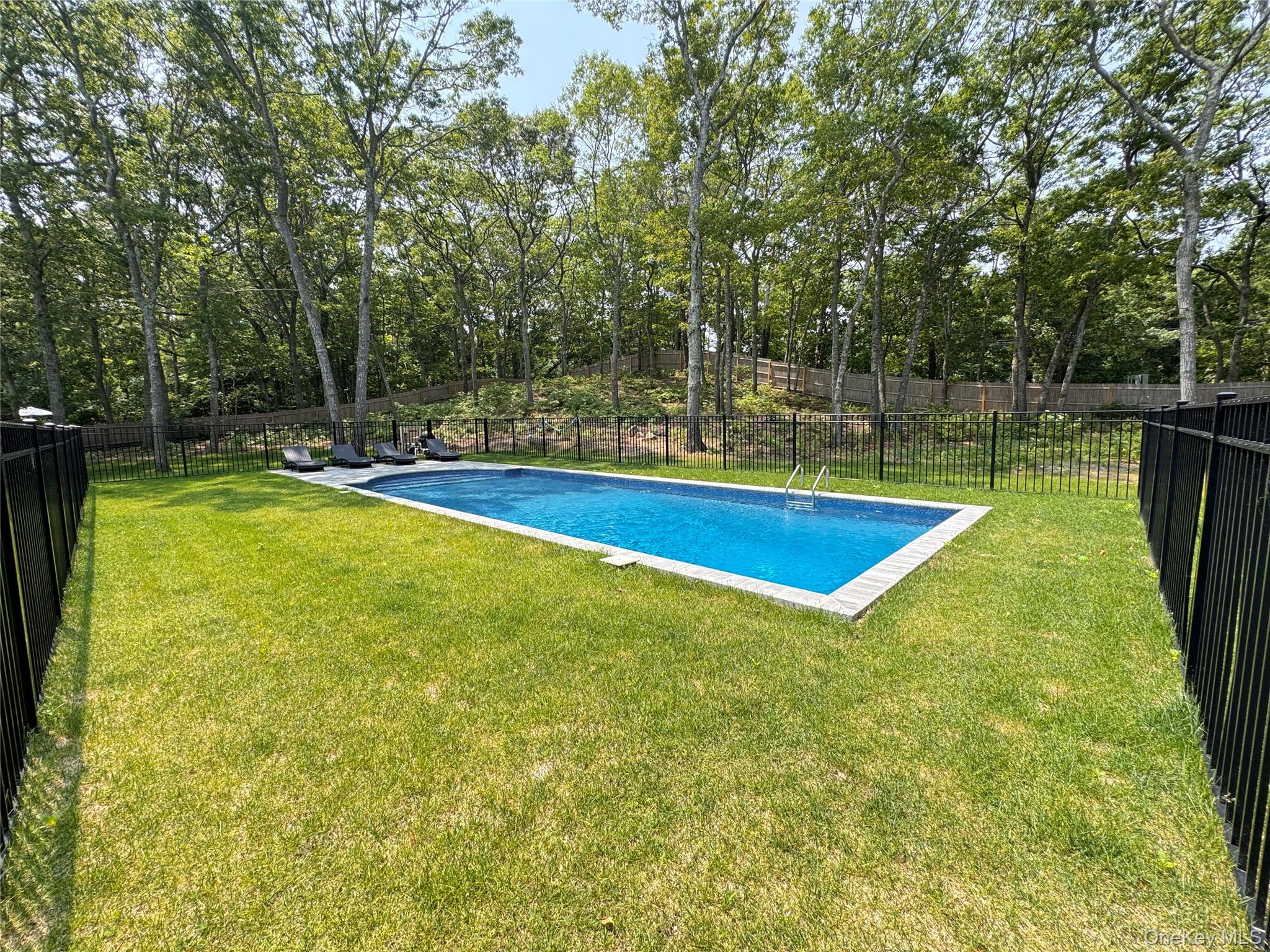 3 Debbie Trail – For Rent photo 4