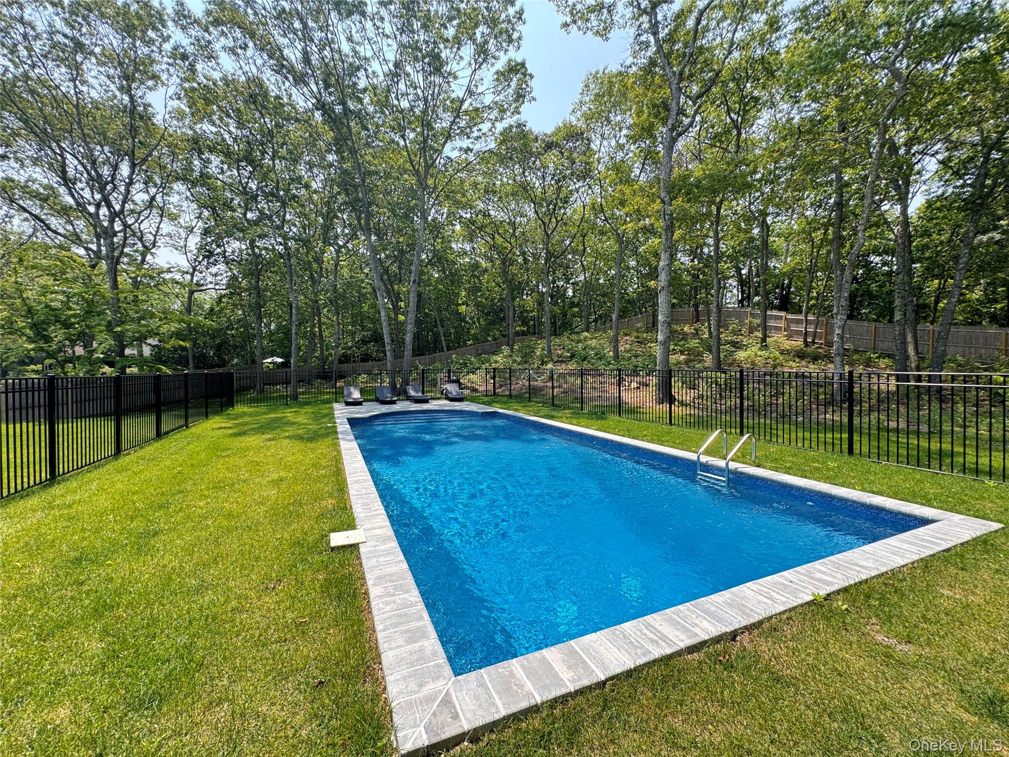 3 Debbie Trail – For Rent photo 3