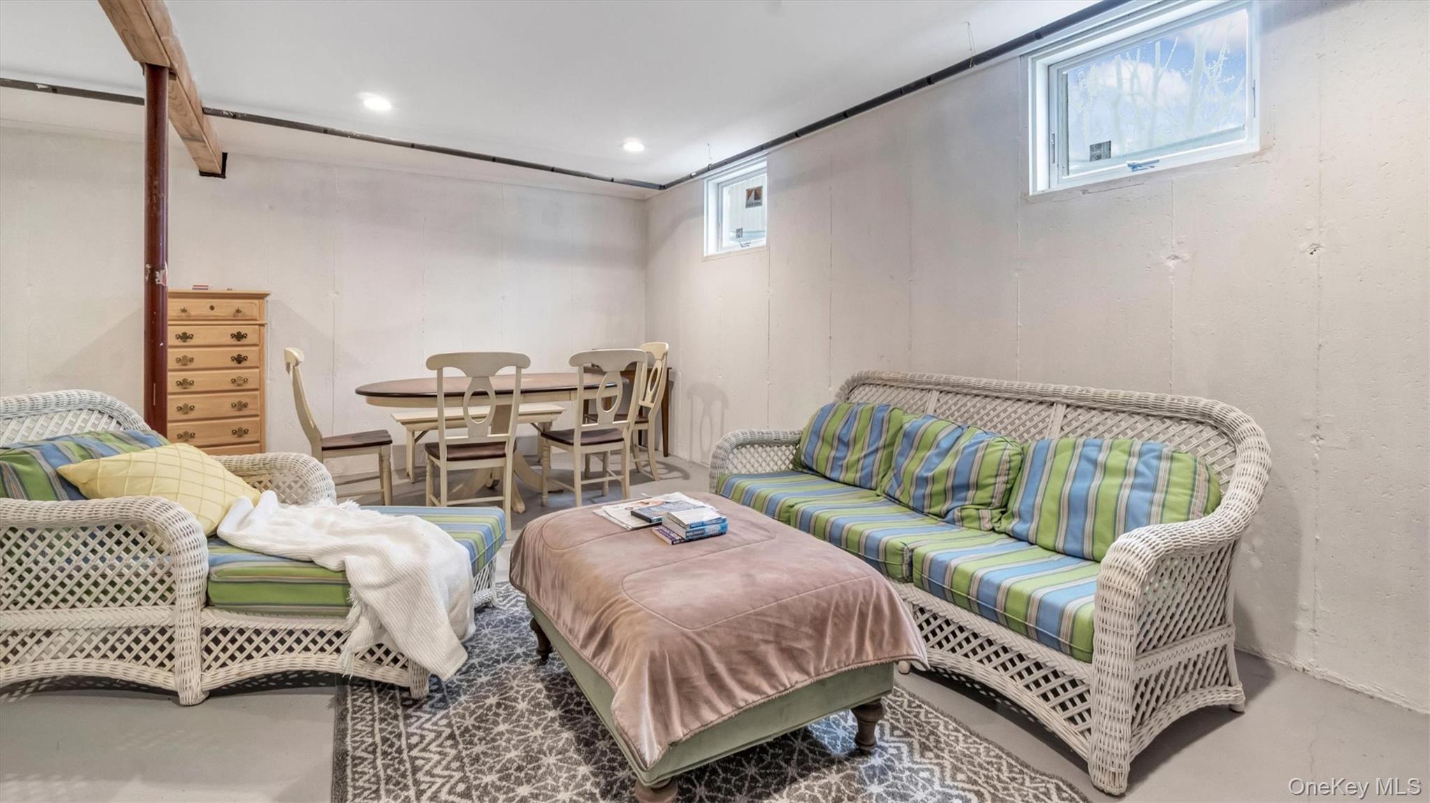 3 Debbie Trail – For Rent photo 18