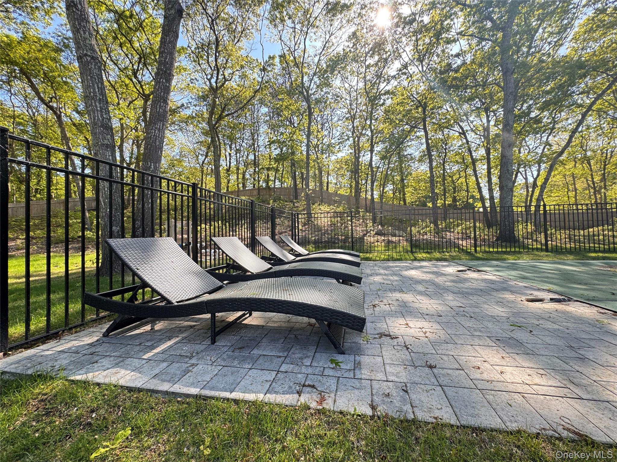 3 Debbie Trail – For Rent photo 12
