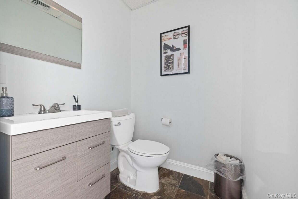 172 Main Street, Unit 168 photo 23