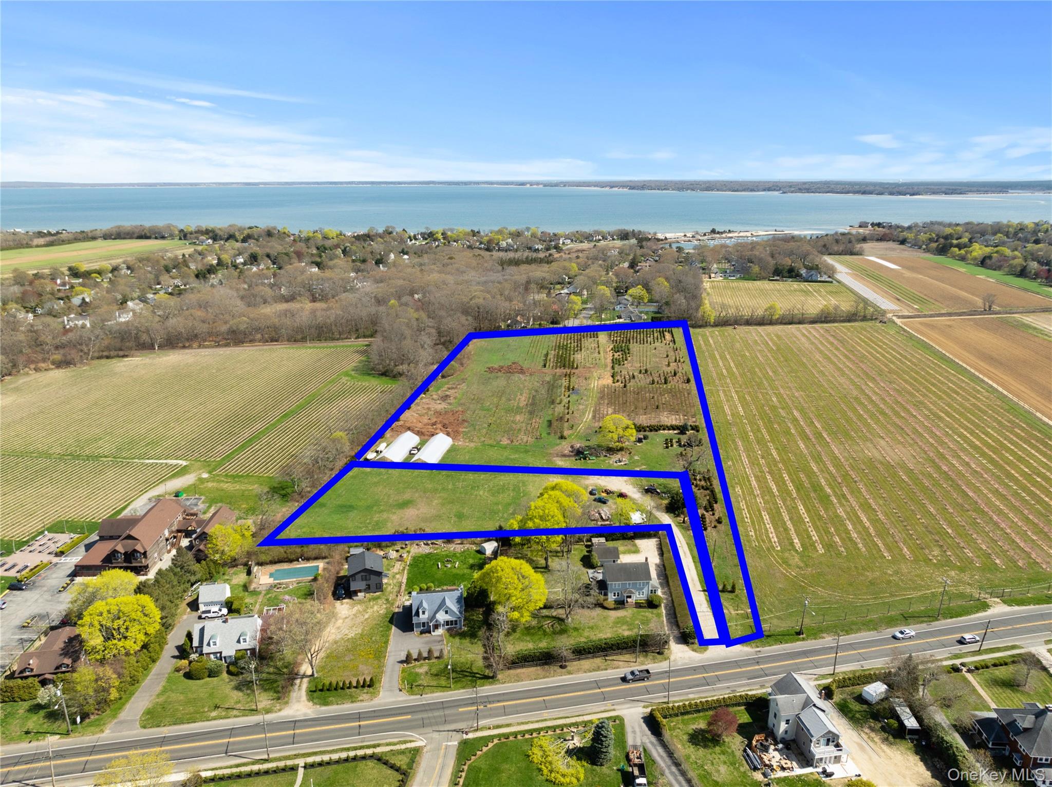 1705 & 1709 Main Road – For Sale