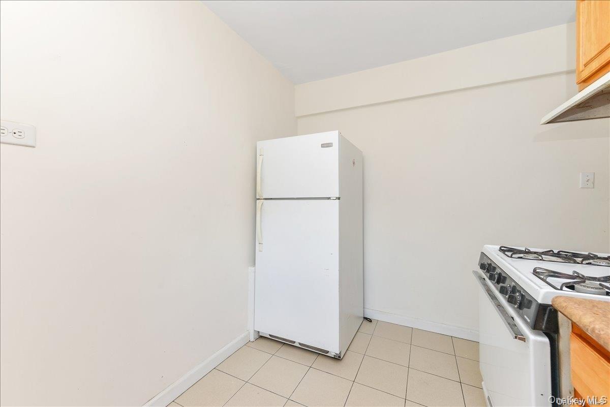 1165 E 54th Street, Unit 3K photo 11