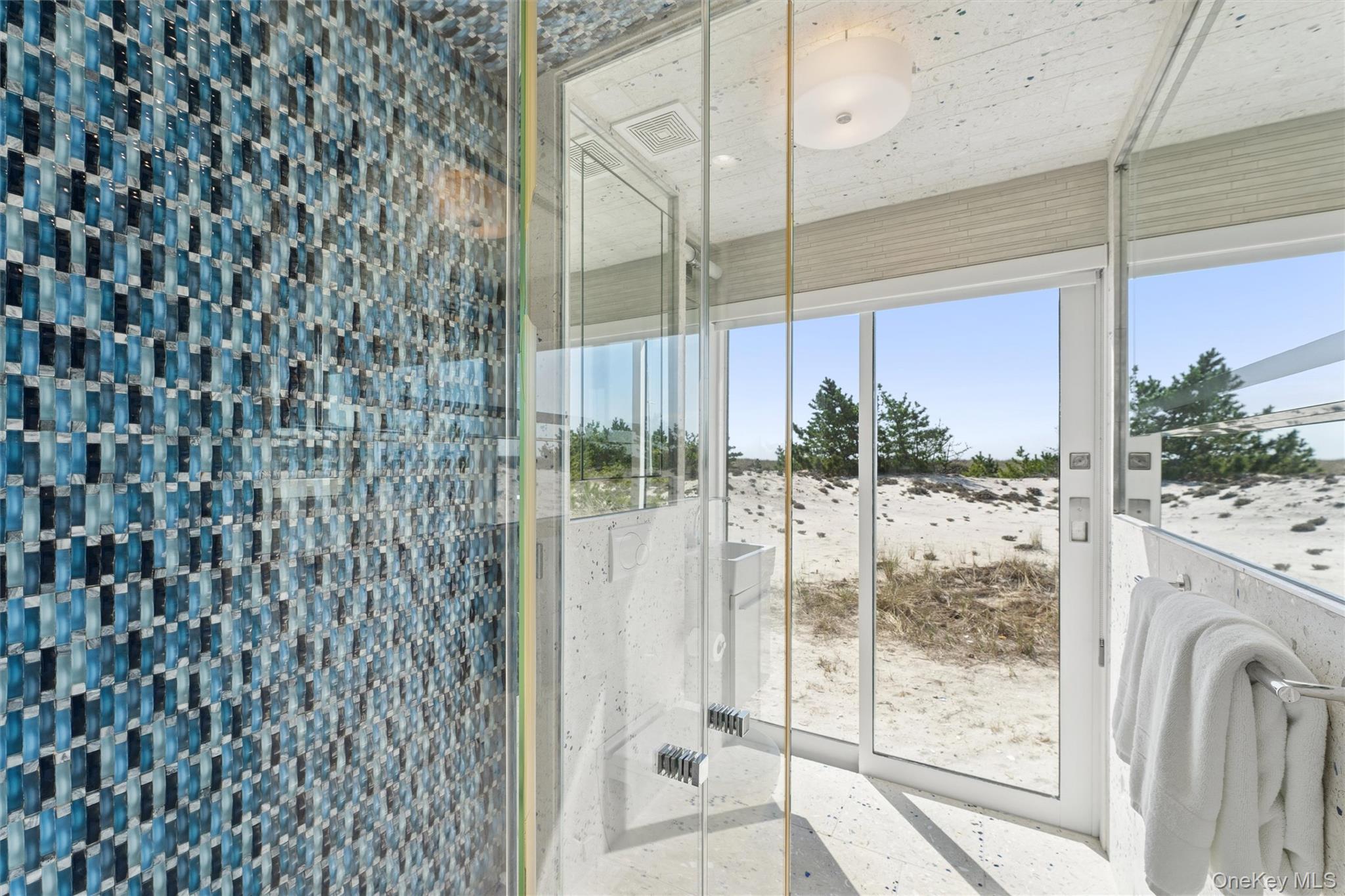413B Dune Road – For Rent photo 20