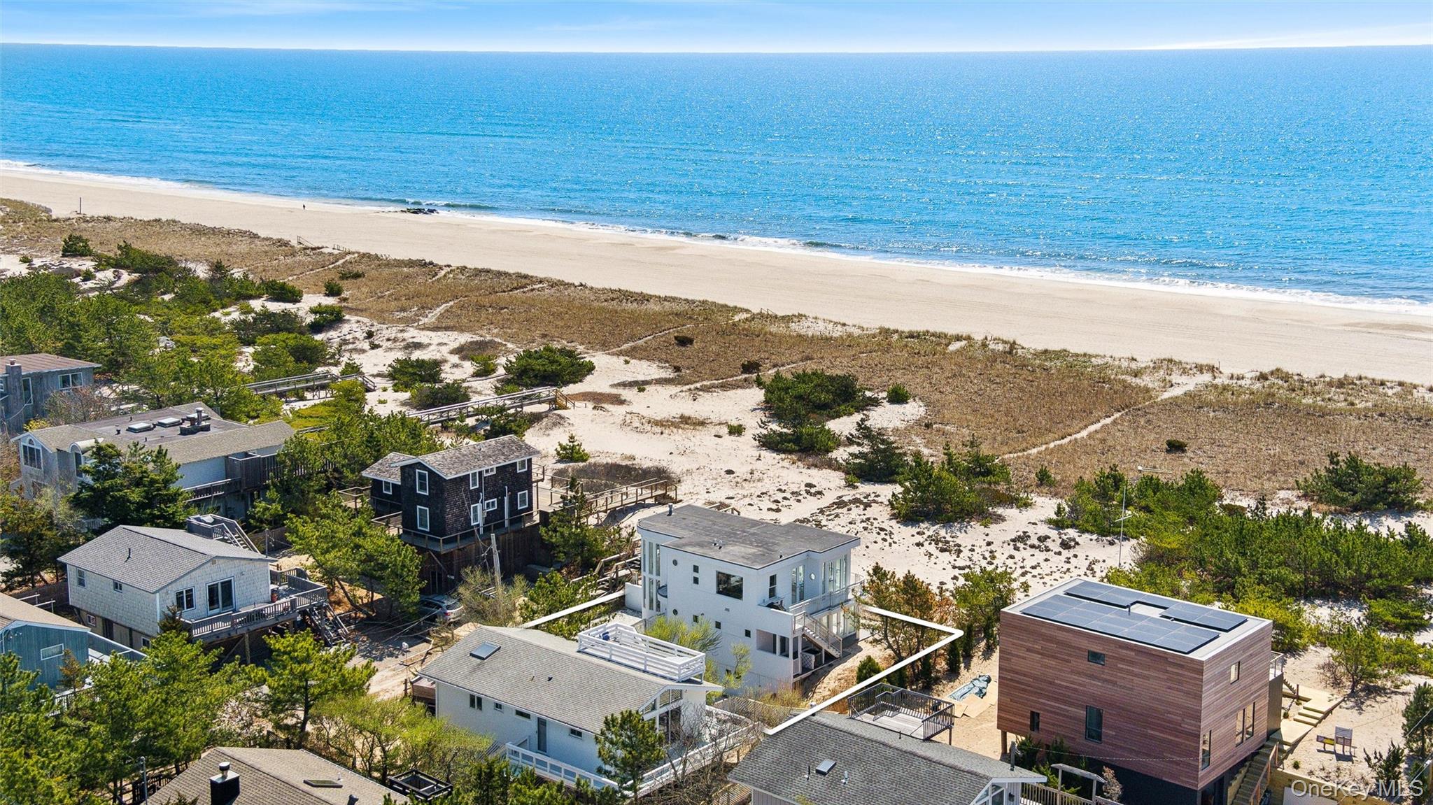 413B Dune Road – For Rent photo 24