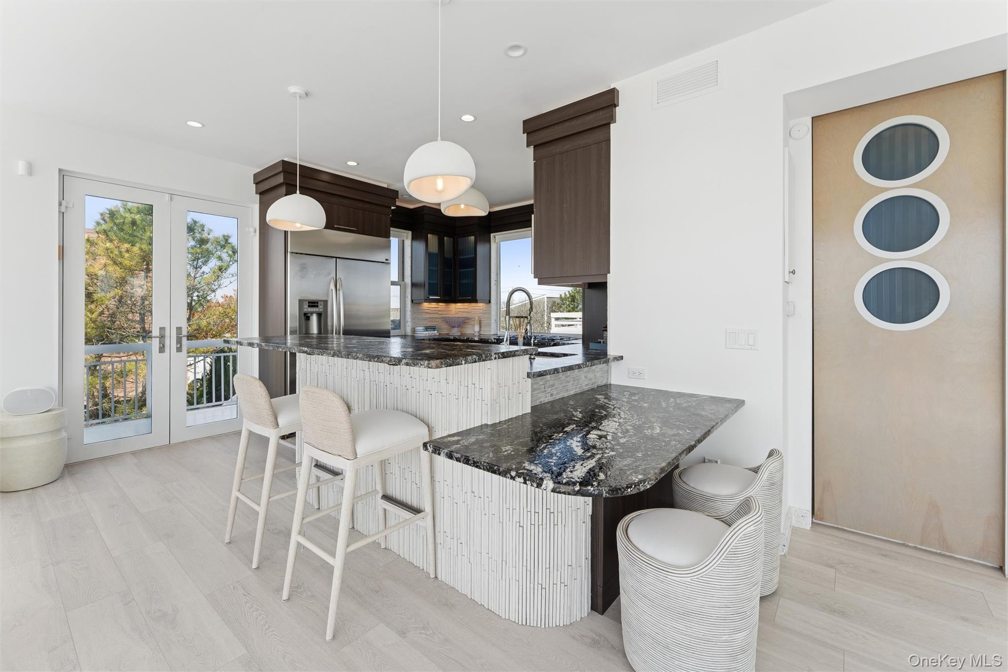 413B Dune Road – For Rent photo 6