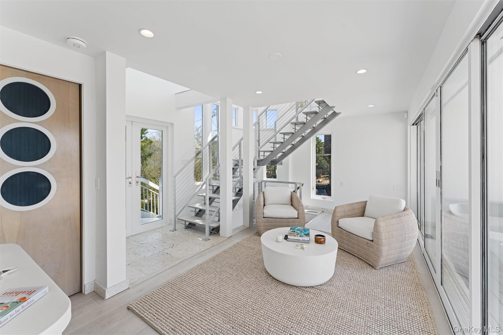 413B Dune Road – For Rent photo 16