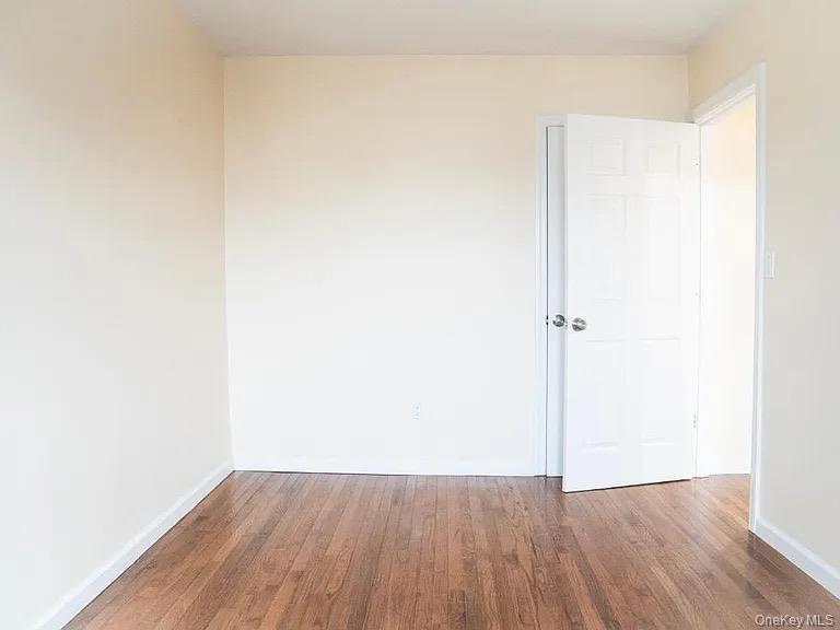 2723 Colden Avenue – For Sale photo 12