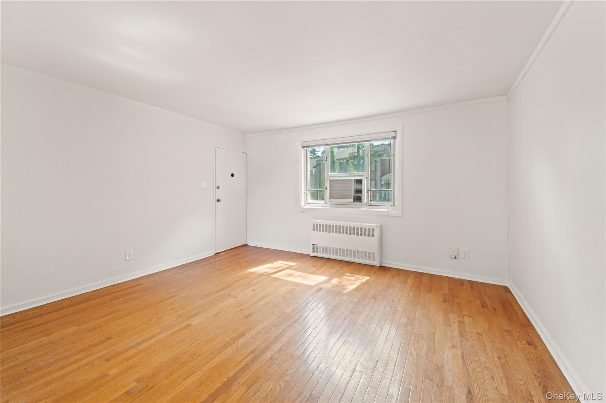 224-17 Manor Road, Unit #1 photo 3
