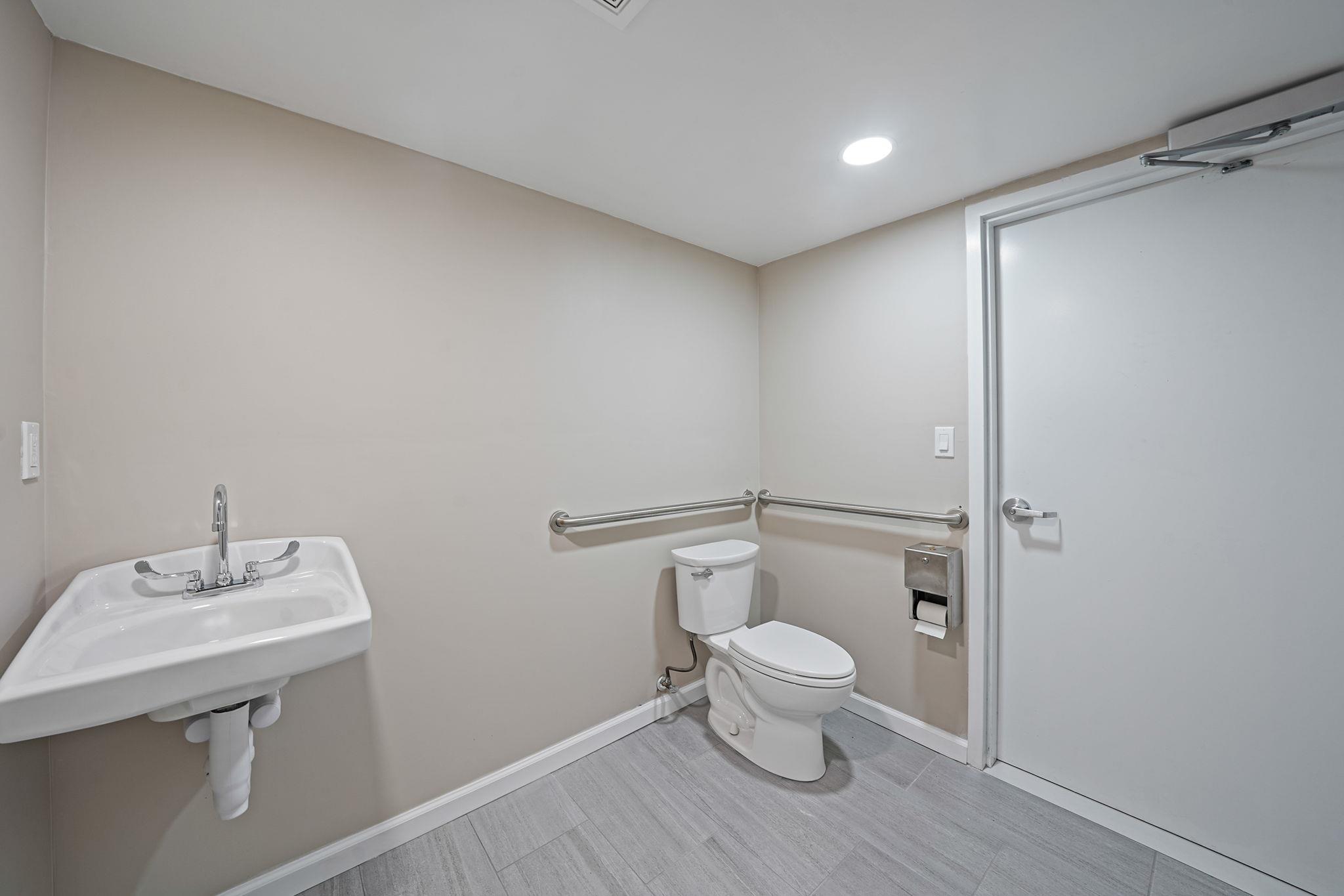 2816 Long Beach Road – For Rent photo 22