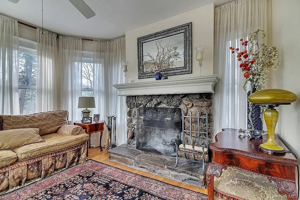 421 Spring Street – For Sale photo 15