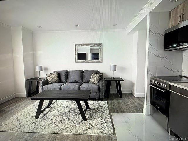 150 W 51, Unit 1032 photo 6
